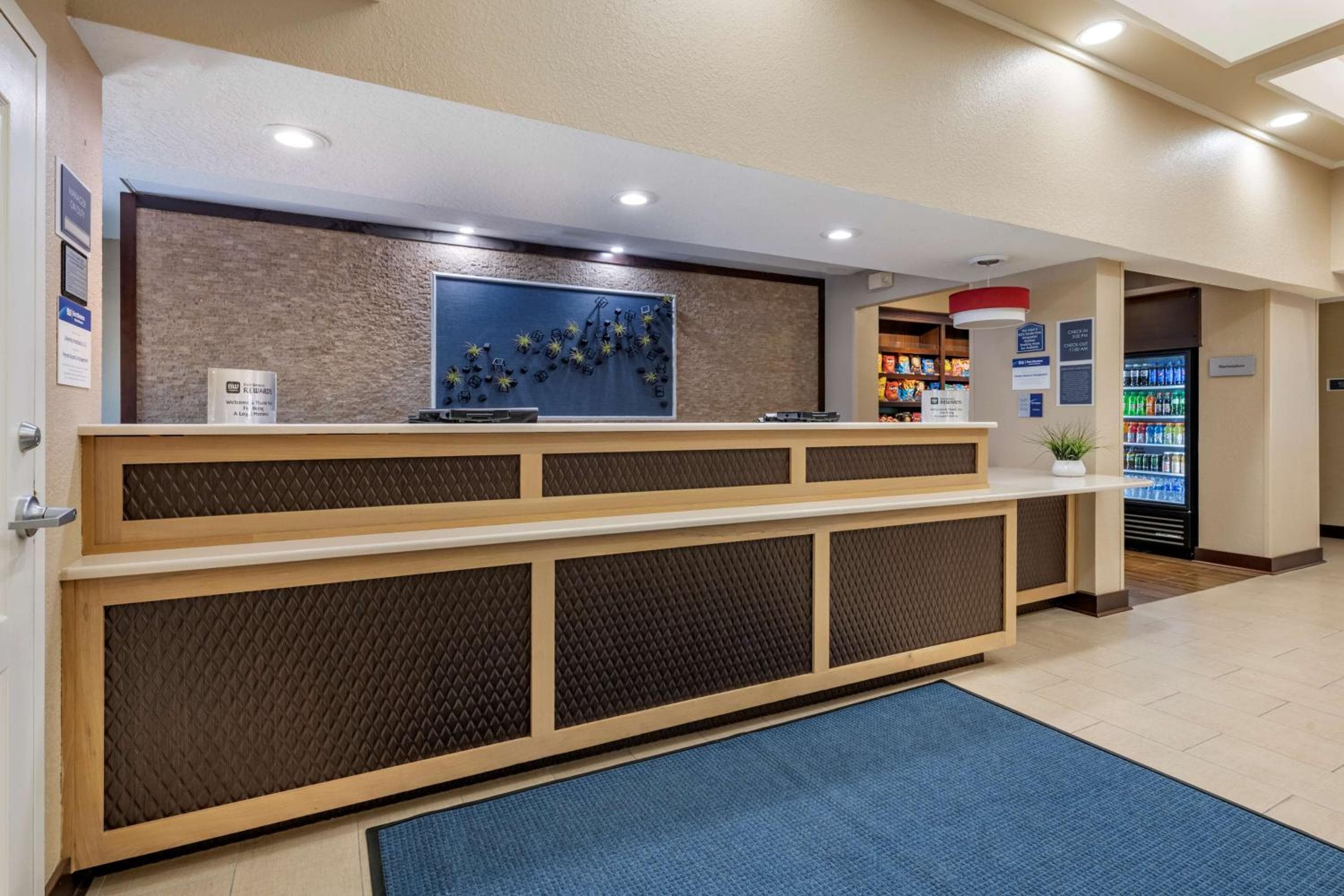 Best Western Plus Orlando East - Zona UCF — 13