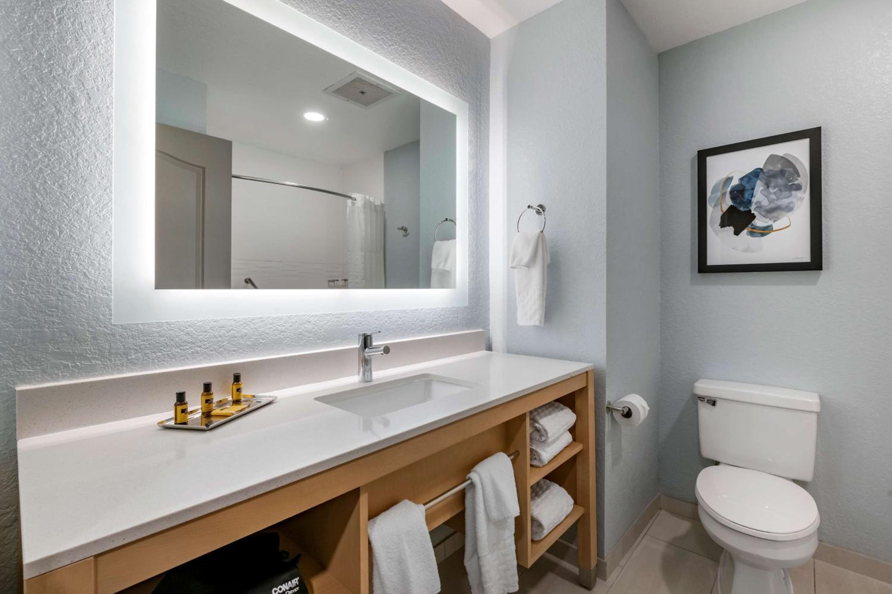 Best Western Plus Orlando East - Zona UCF — 22
