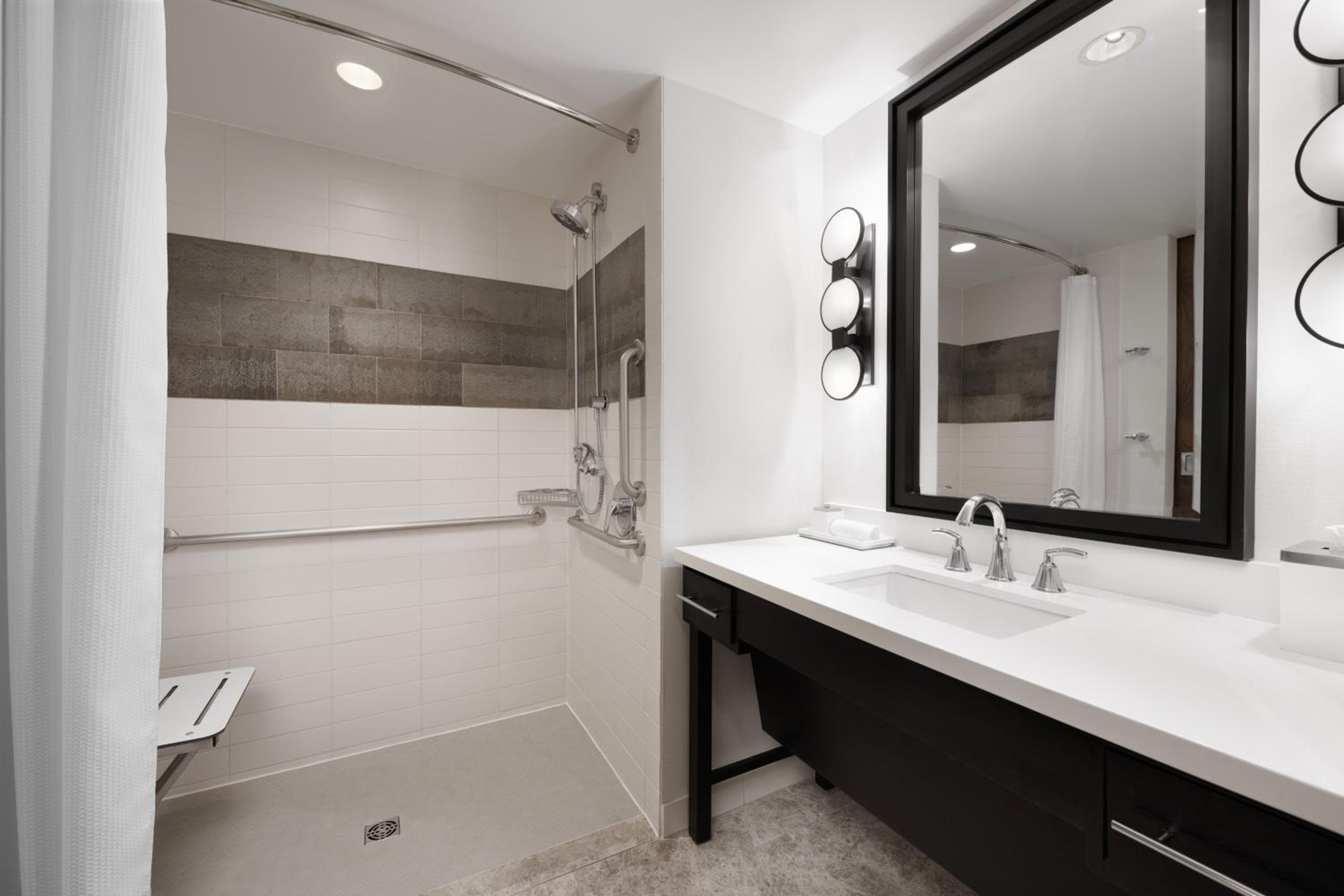 Loews Chicago Hotel hotel, 455 North Park Drive, Chicago, United States — photo 59