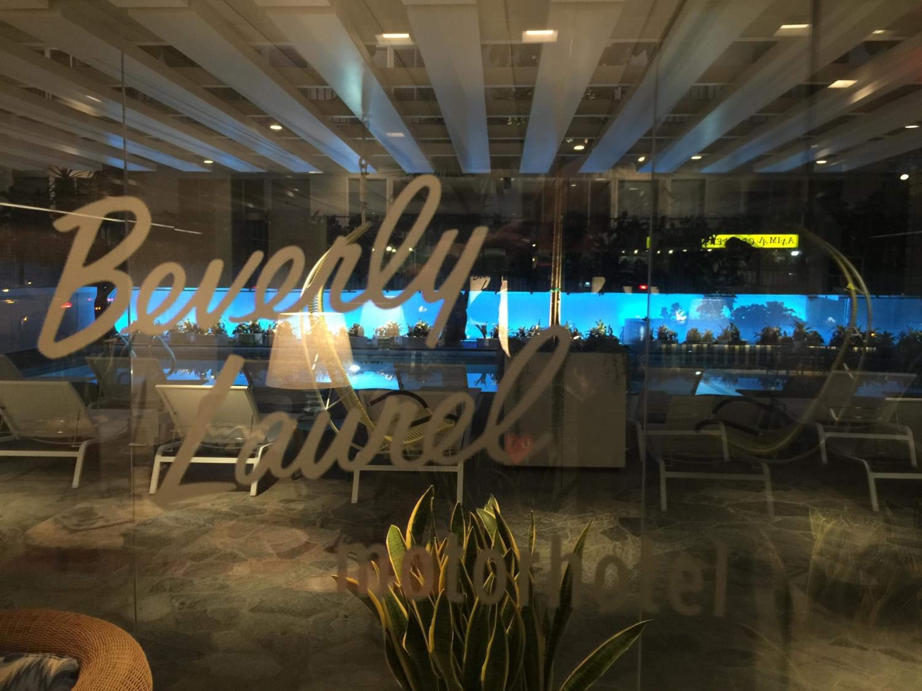 Beverly Laurel Hotel — 23
