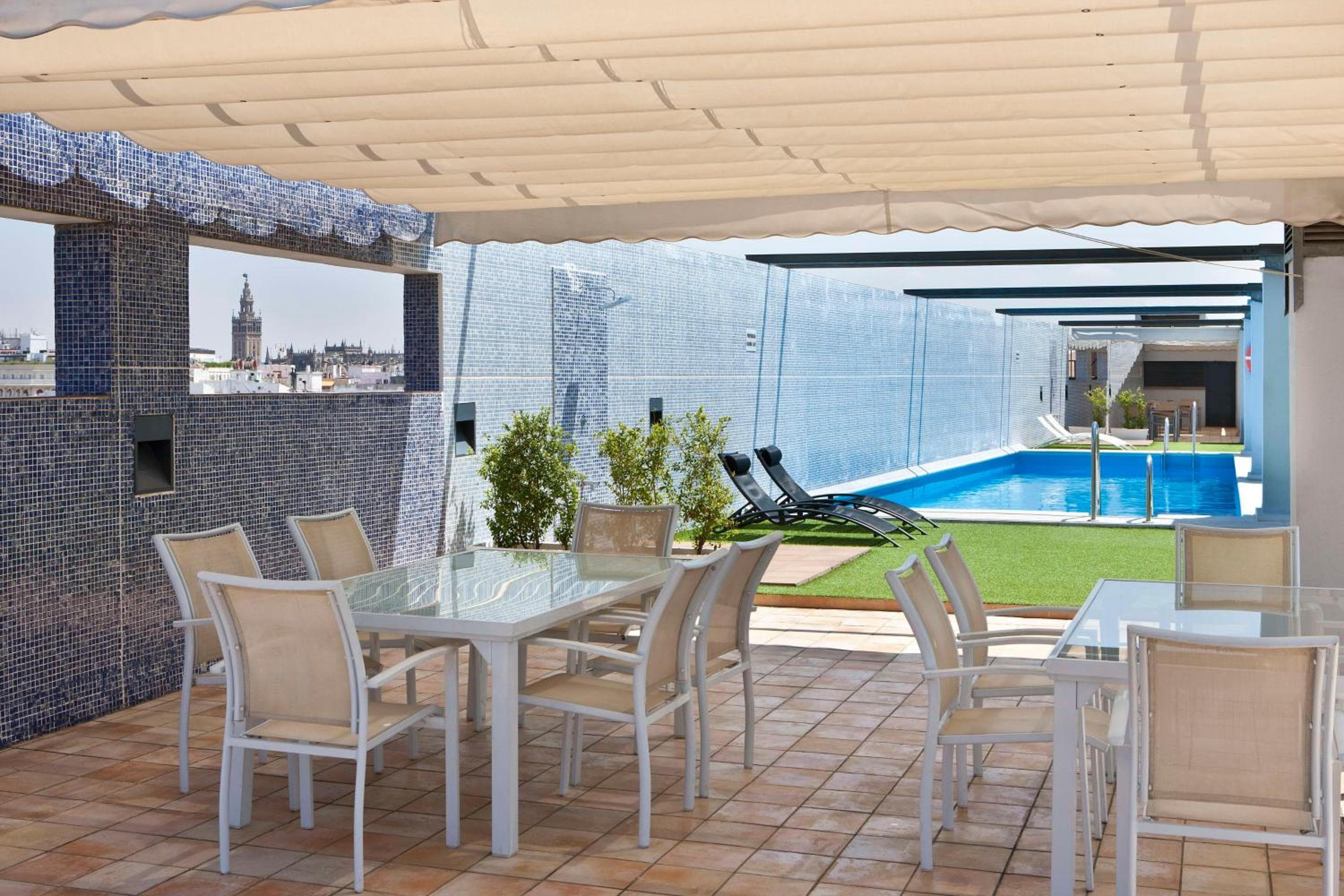 NH Sevilla Plaza de Armas — 23