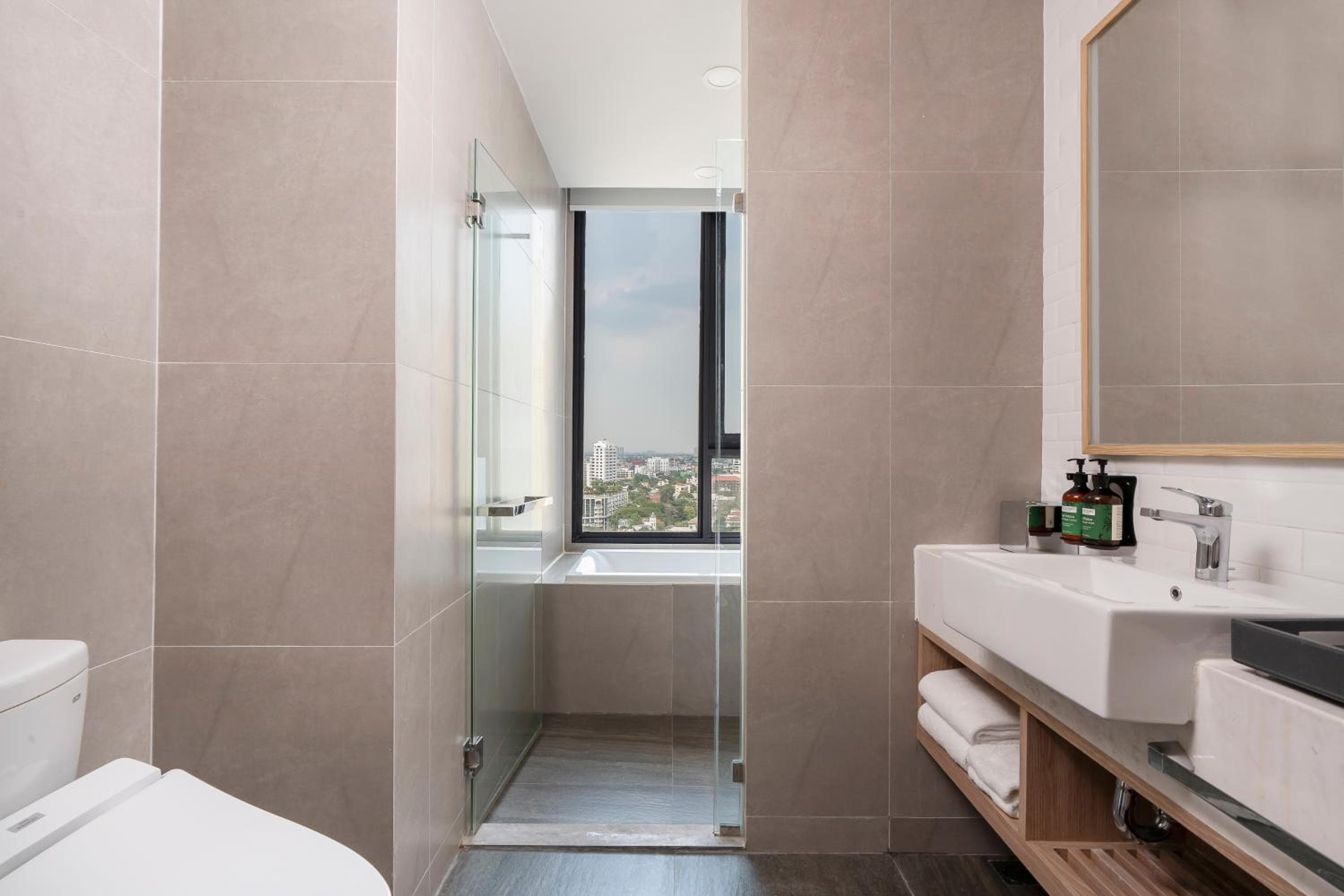 Staybridge Suites Bangkok Thonglor by IHG — 28