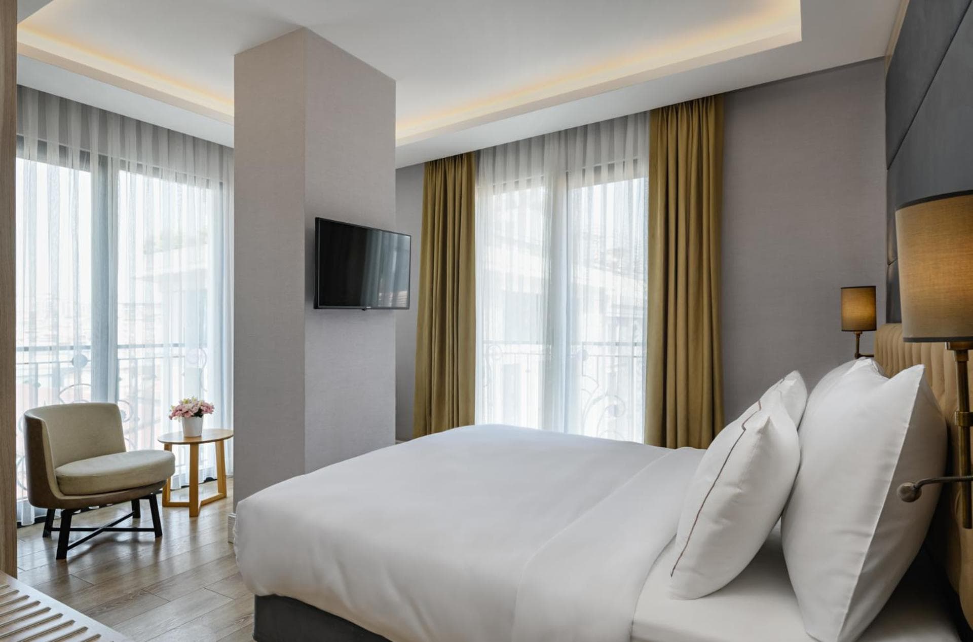 Gleam Bomonti Hotel — 2