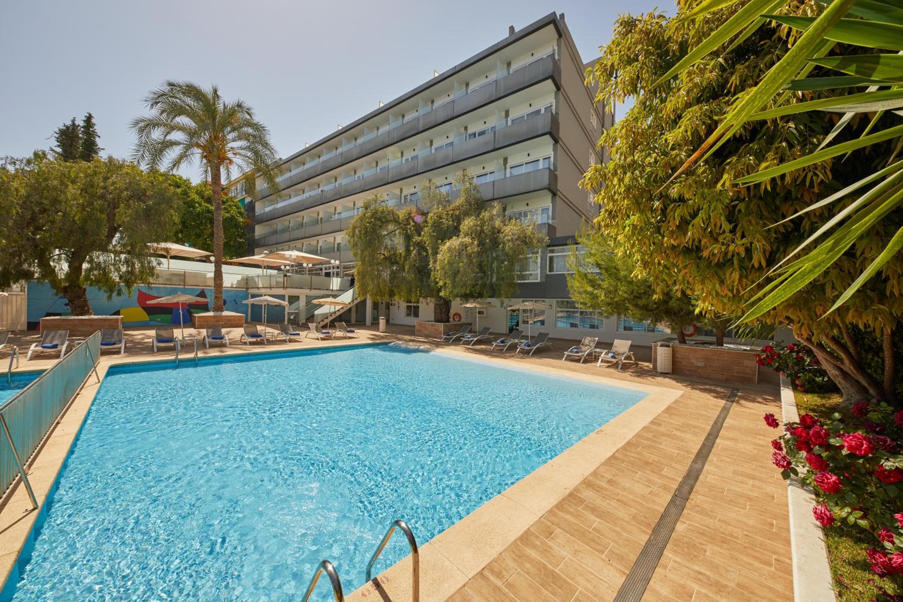Hotel Joan Miró Museum — 27