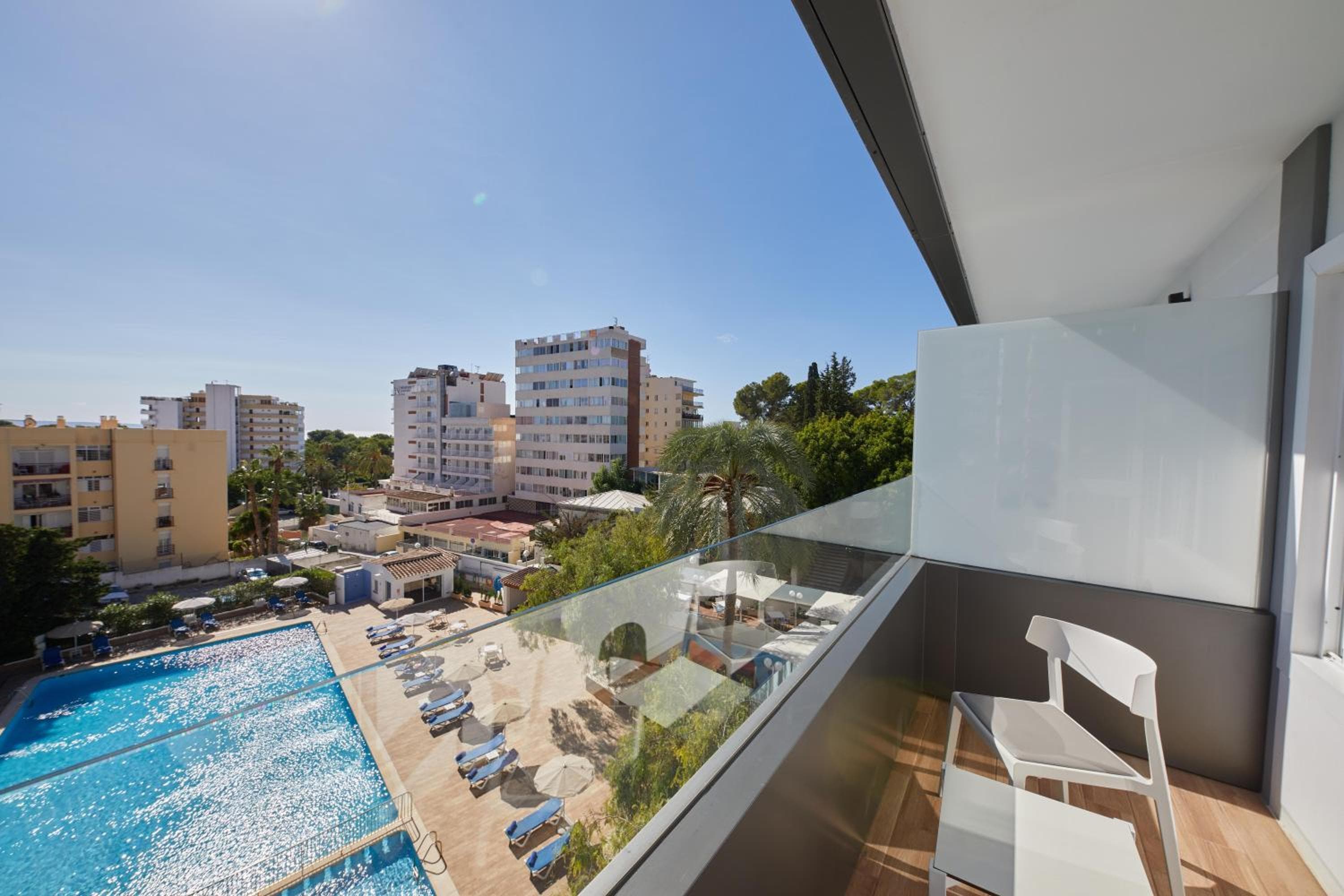 Hotel Joan Miró Museum — 26