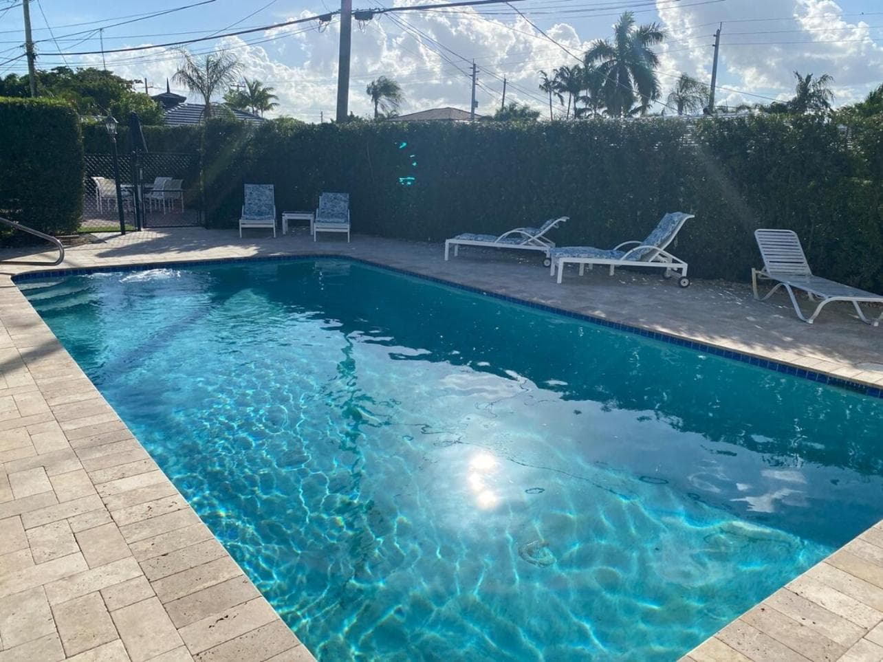 2 Min Walk To The Beach- Renovated King Studio #2 — 12