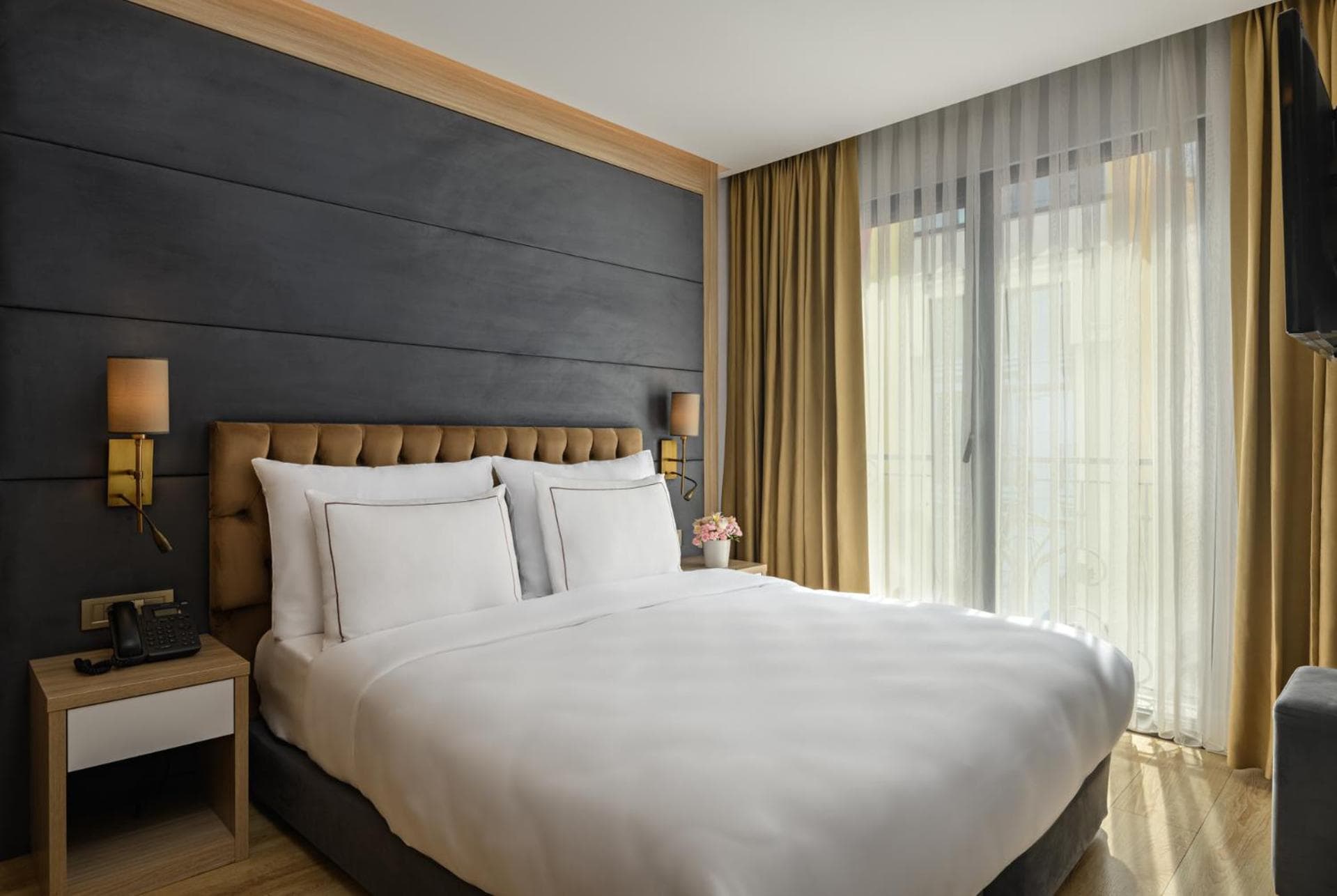 Gleam Bomonti Hotel — 16