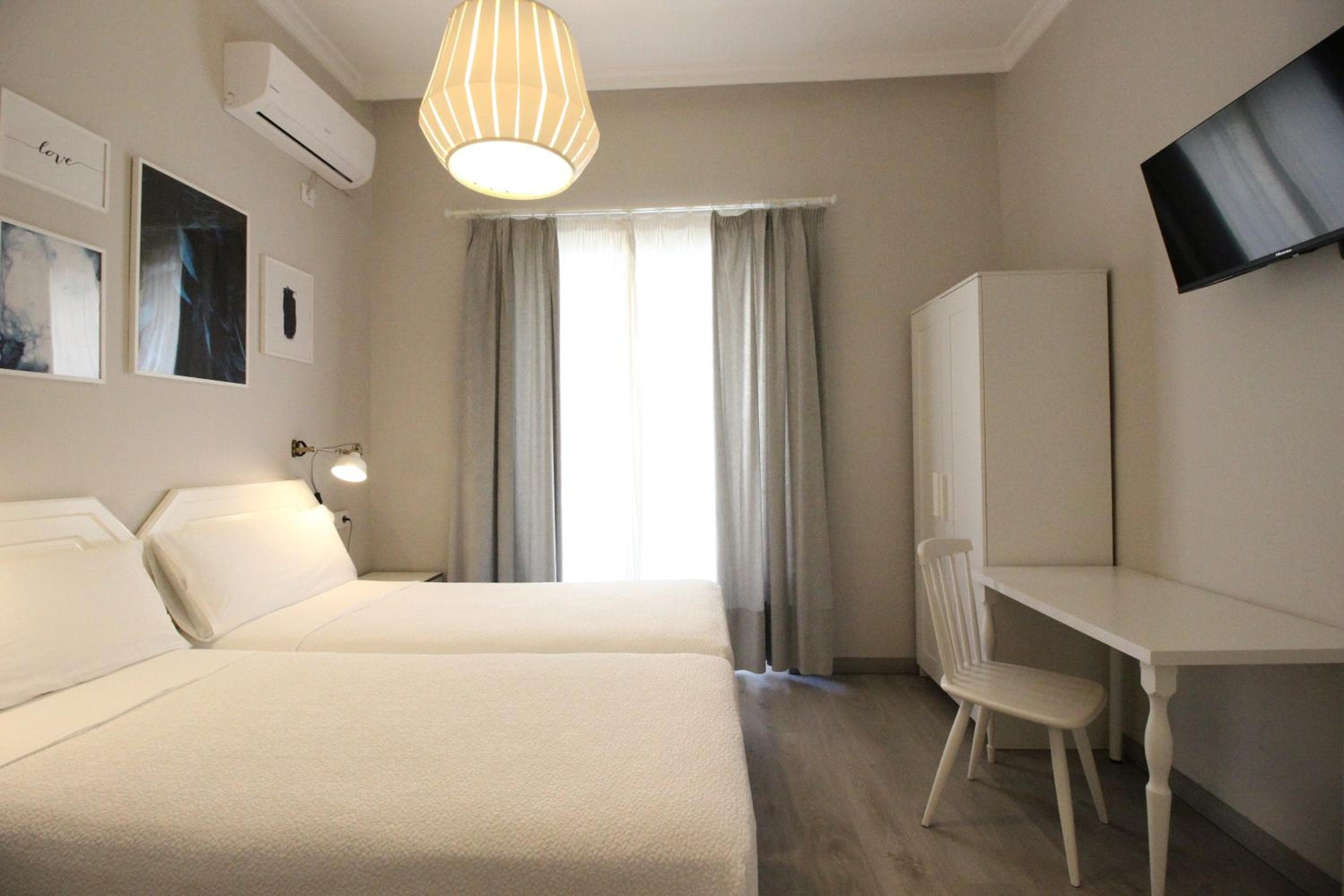 Las Atarazanas - Design Hostal — 9