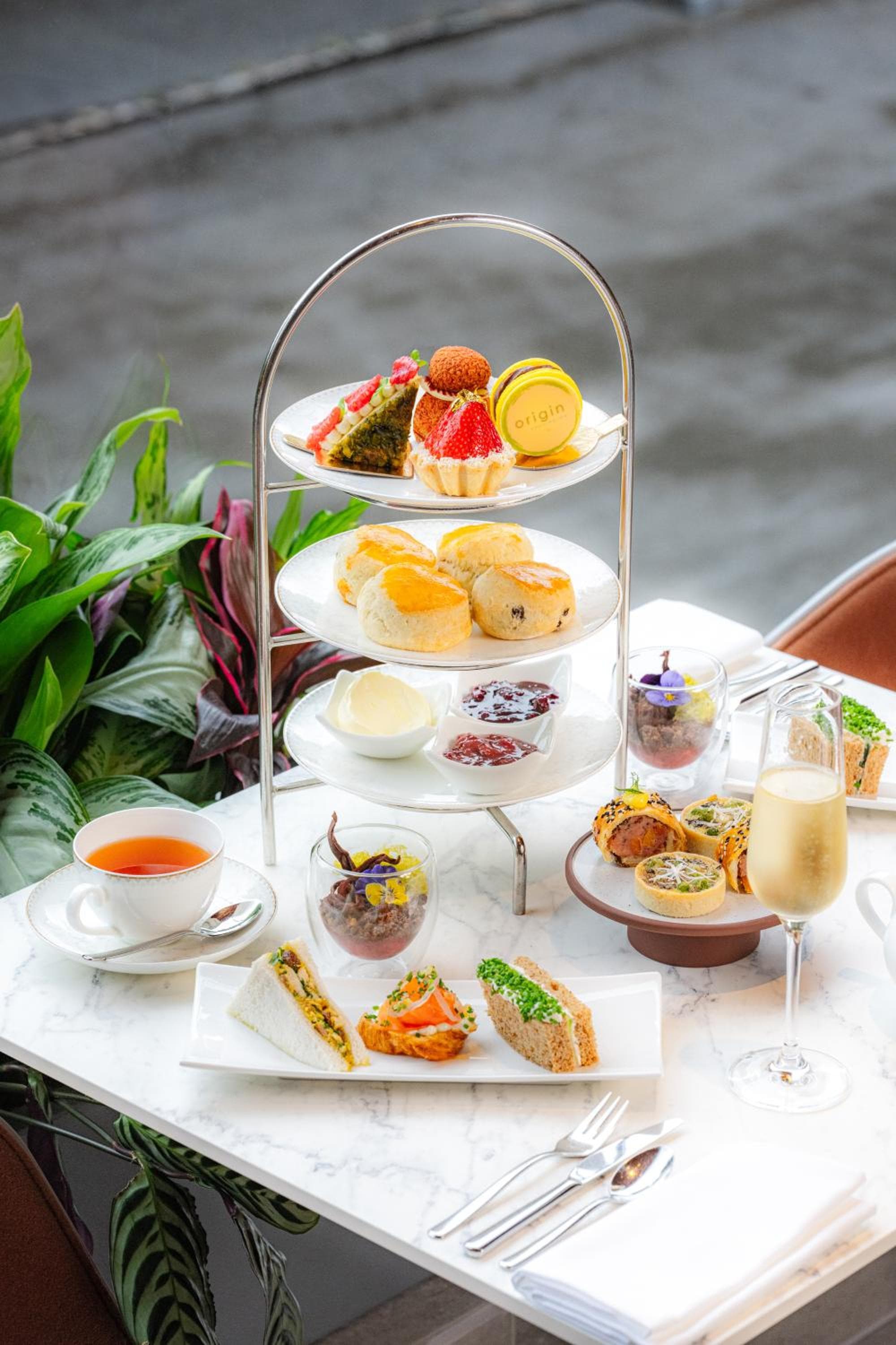 Royal Garden Hotel — 9