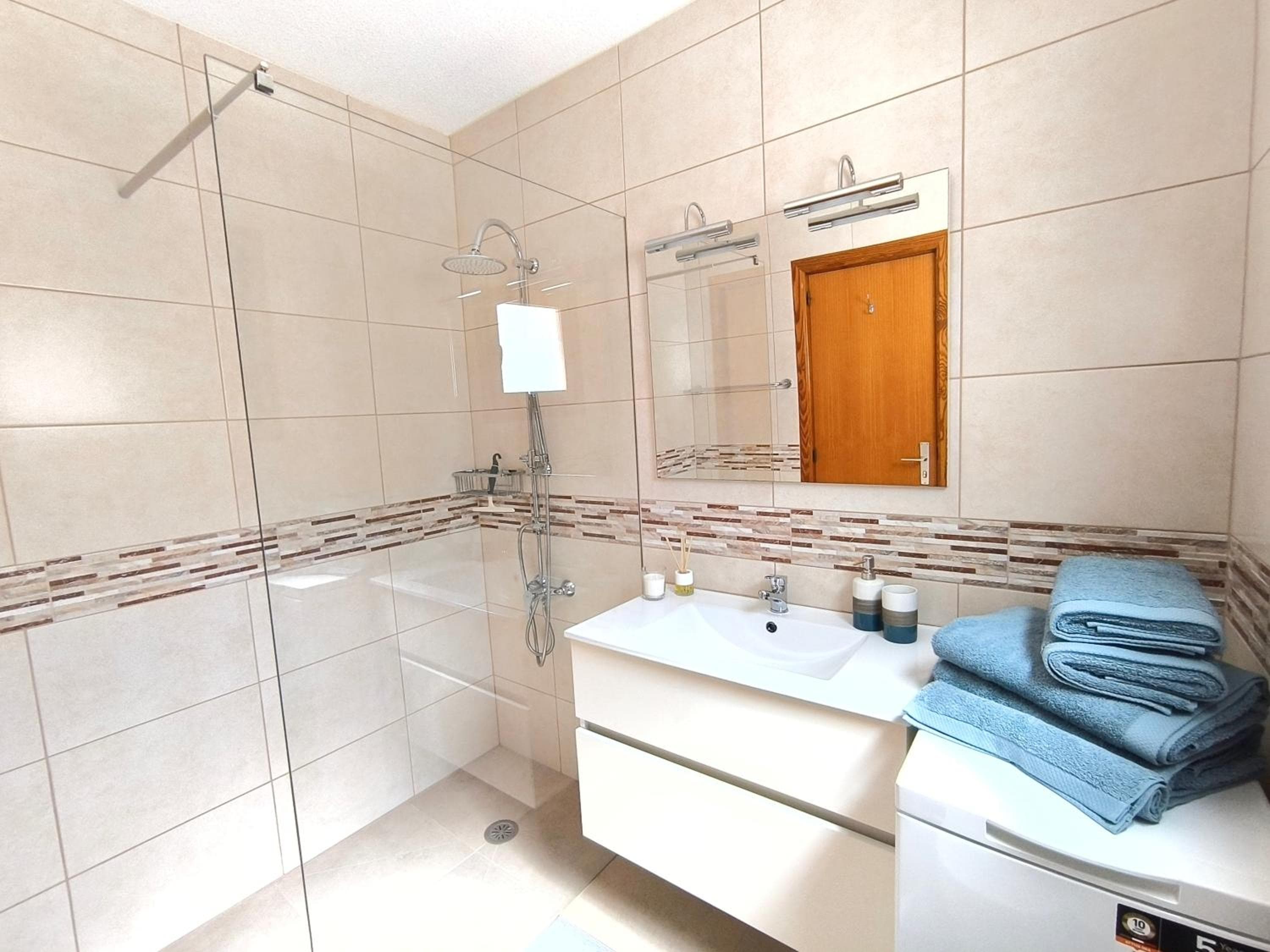 Los Cristianos - breathtaking view, AC, heated pool, fibre net — 2