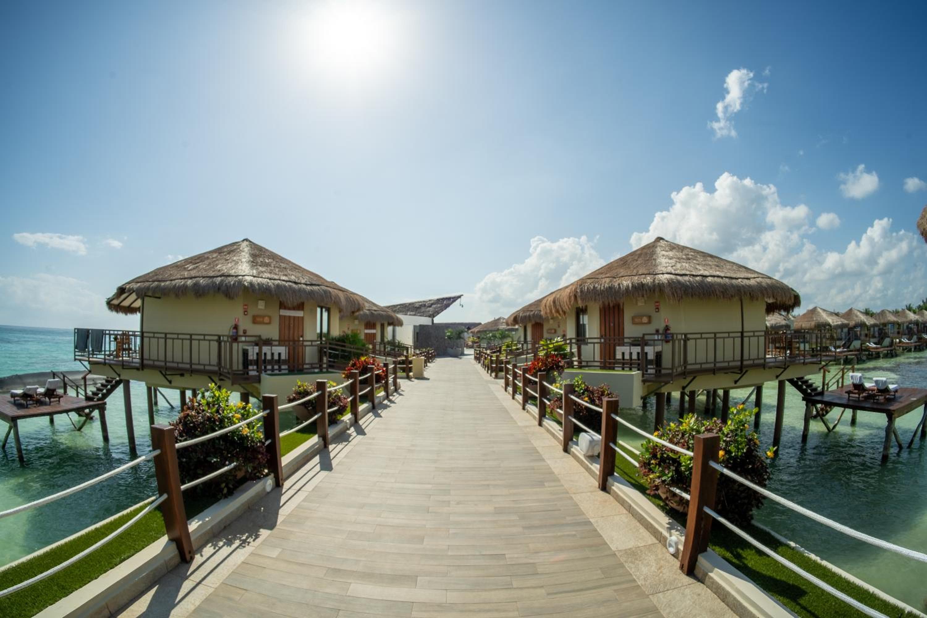 Palafitos Overwater Bungalows, All & More Inclusive - Adults Only — 2