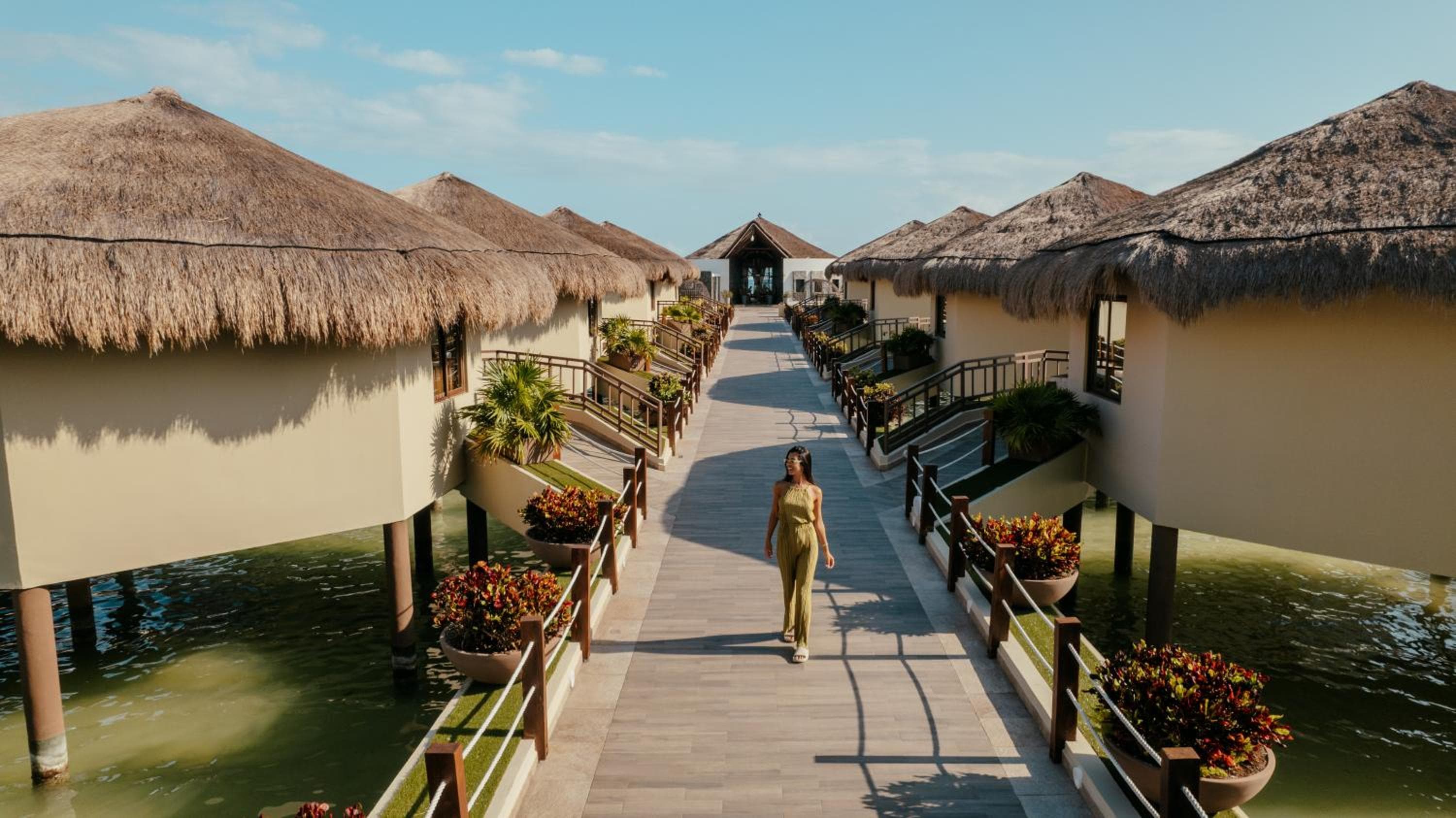 Palafitos Overwater Bungalows, All & More Inclusive - Adults Only — 11