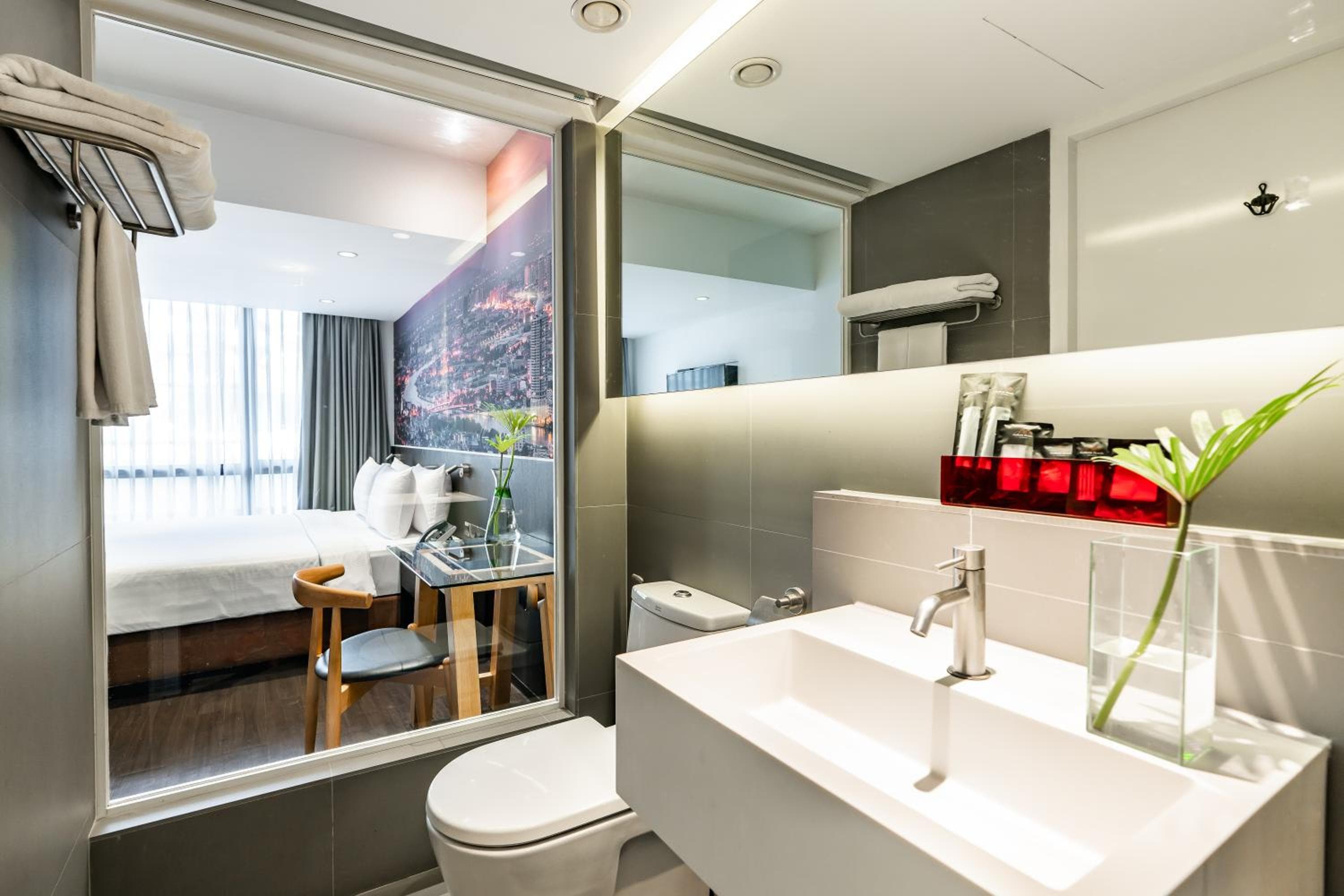 Galleria 12 Sukhumvit Bangkok by Compass Hospitality — 17