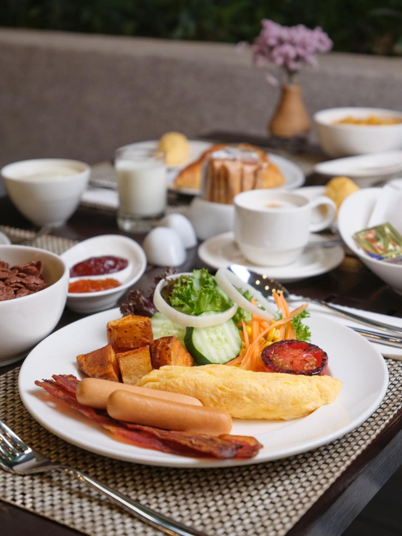 Amara Bangkok Hotel hotel, 180/1 Surawong Road, Sipraya, Bangrak, Bangkok, Thailand — photo 109