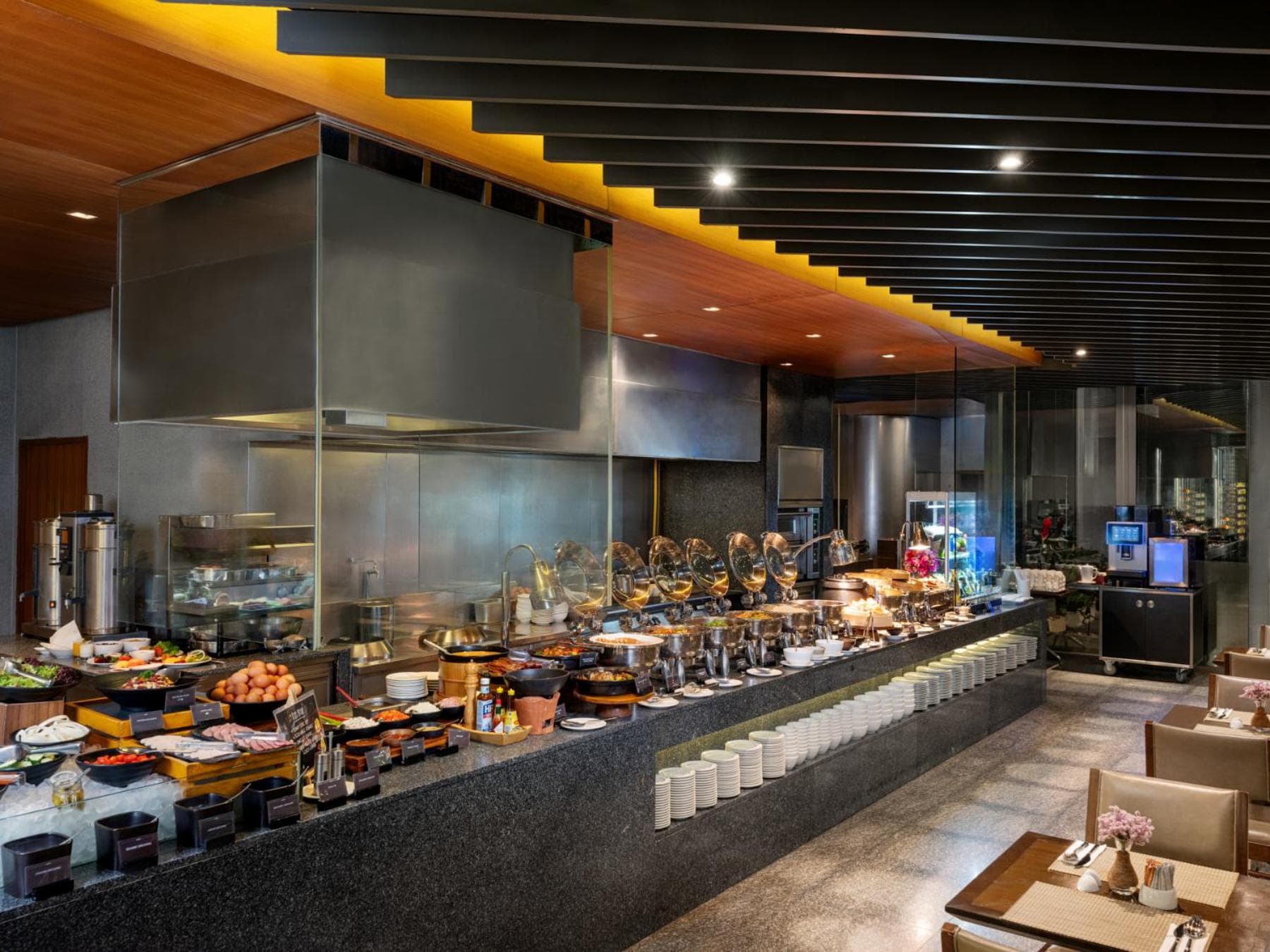 Amara Bangkok Hotel hotel, 180/1 Surawong Road, Sipraya, Bangrak, Bangkok, Thailand — photo 116