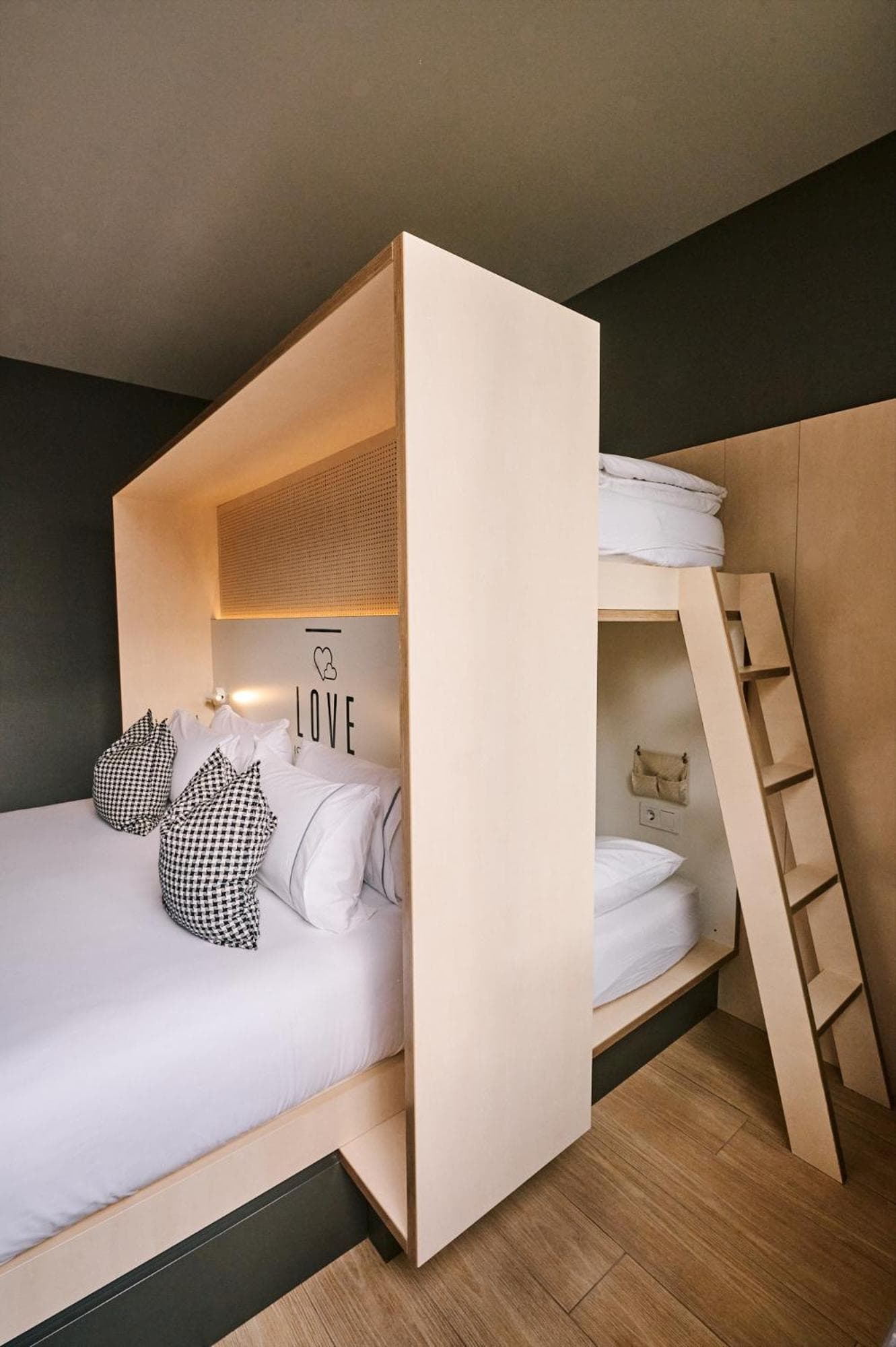 TOC Hostel Barcelona — 24