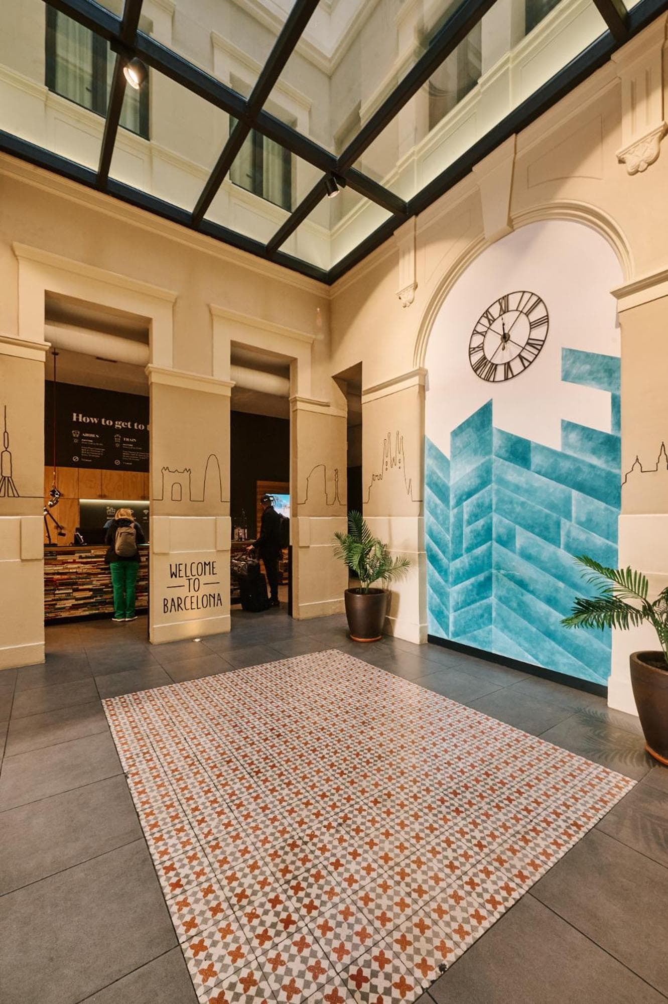 TOC Hostel Barcelona — 24