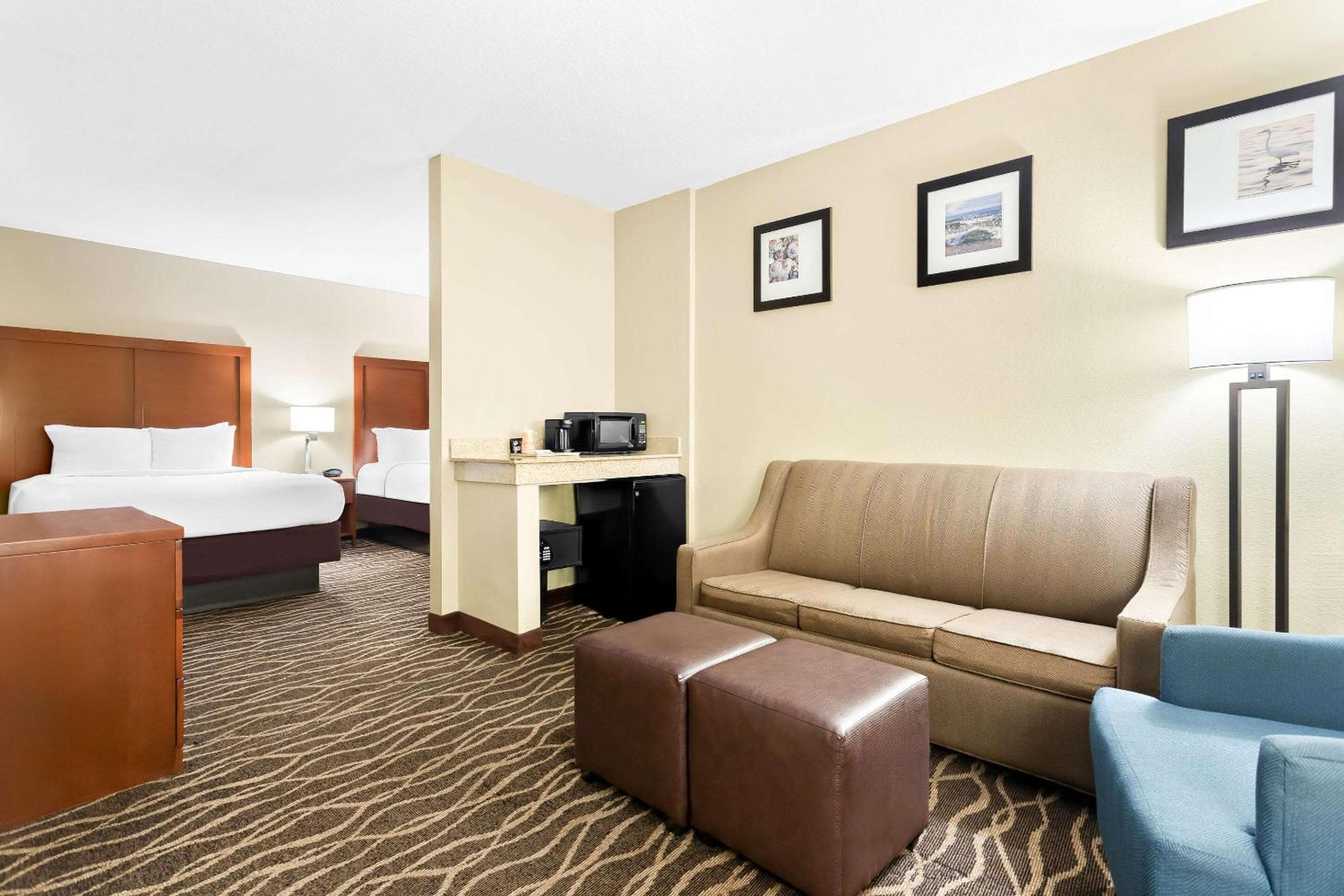 Comfort Suites Tampa Aeroporto Nord — 16