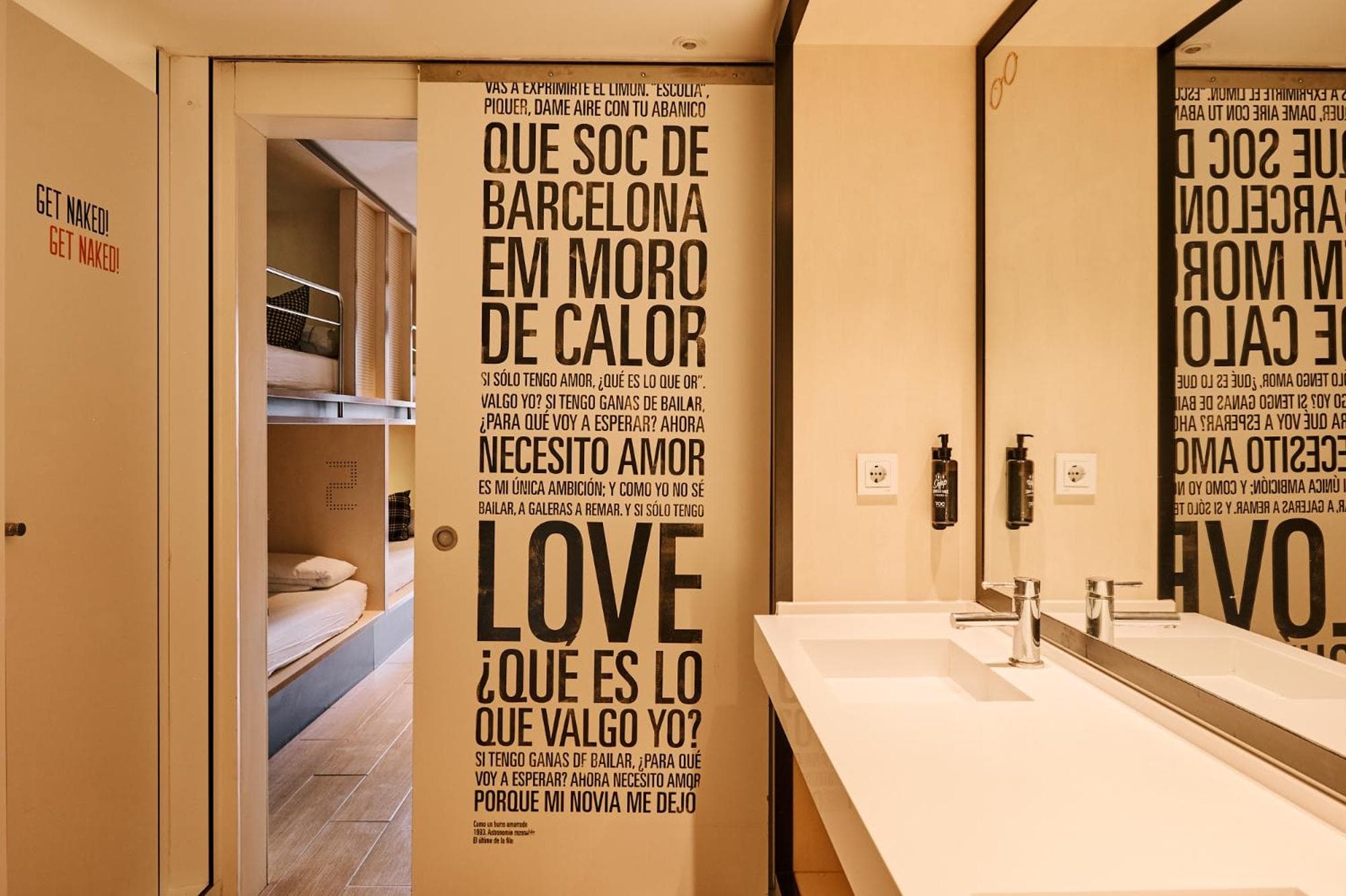 TOC Hostel Barcelona — 19