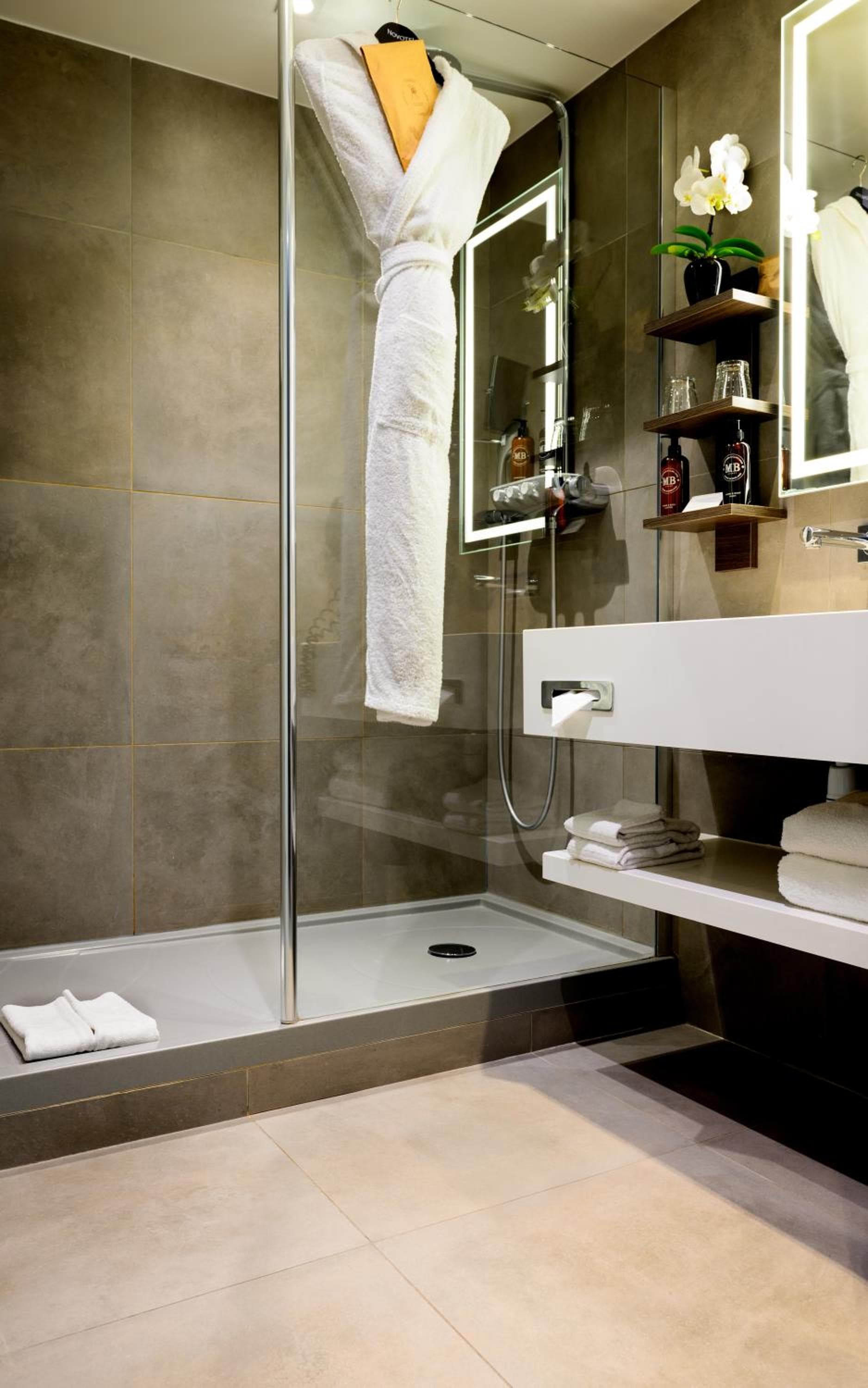 Novotel Paris Les Halles hotel, 8 Place Marguerite de Navarre, Paris, France — photo 40