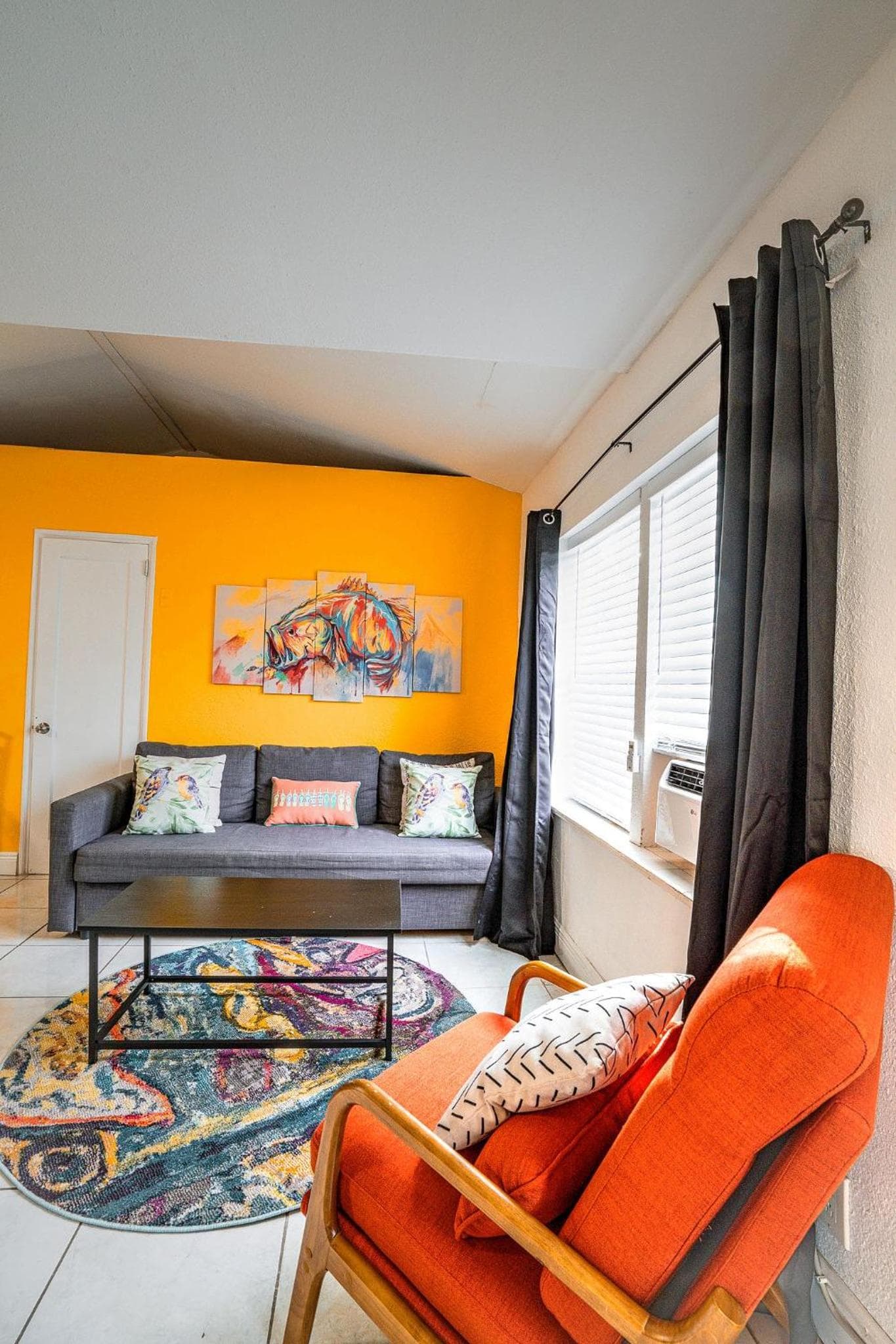 Kleines Paris am Ozean Selbst-Check-in — 10