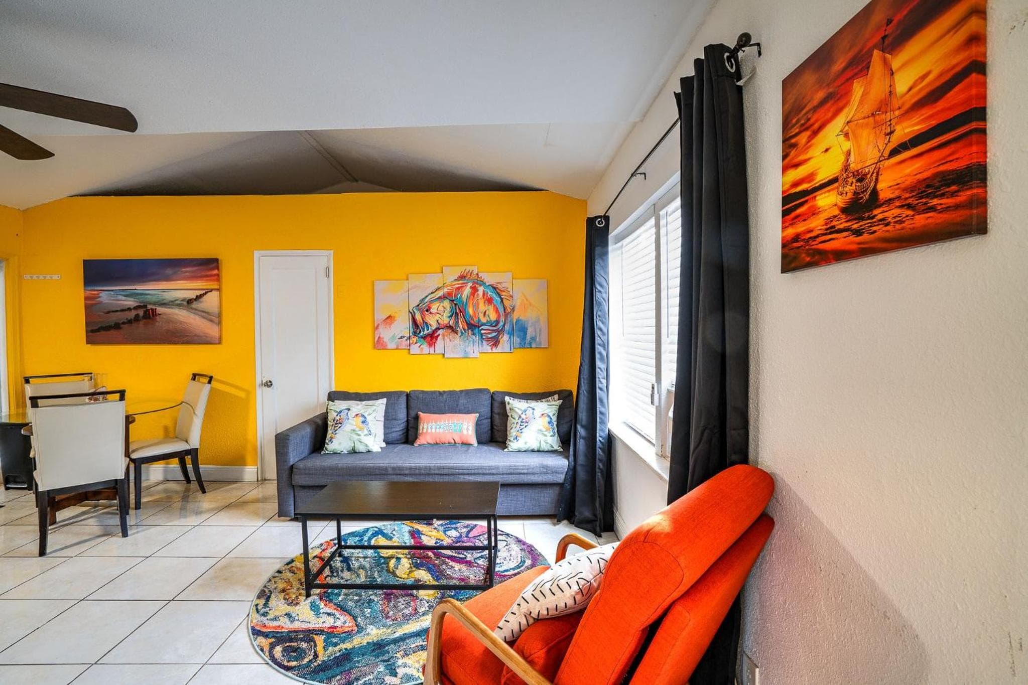 Kleines Paris am Ozean Selbst-Check-in — 18