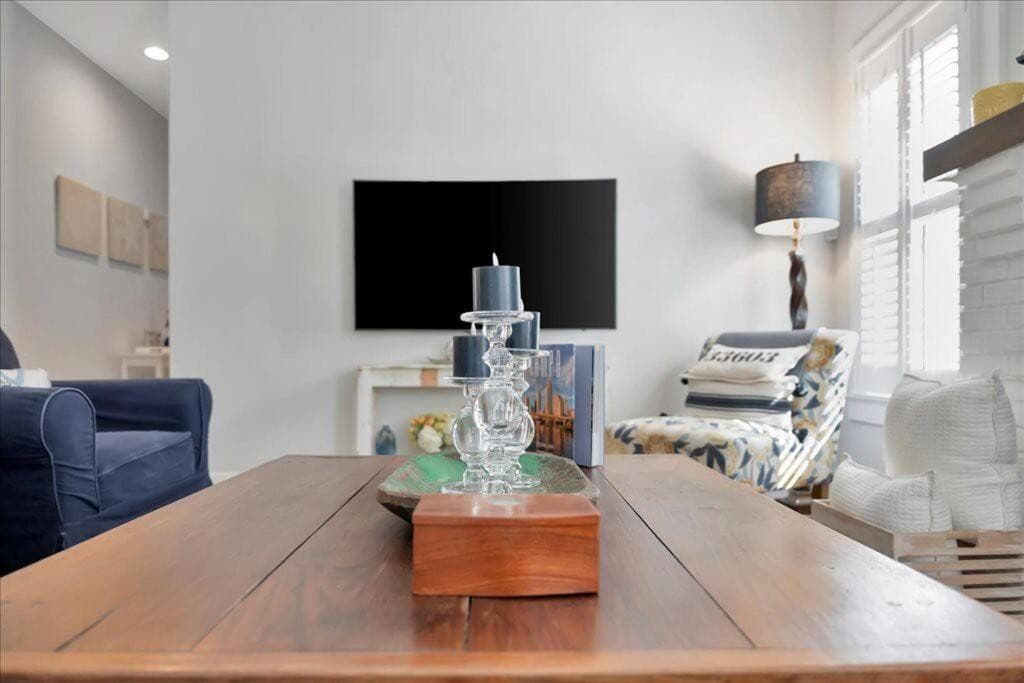Rivercrest Bungalow Retreat — 15