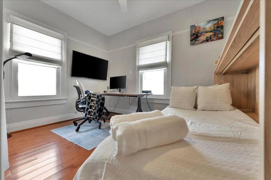 Rivercrest Bungalow Retreat — 20