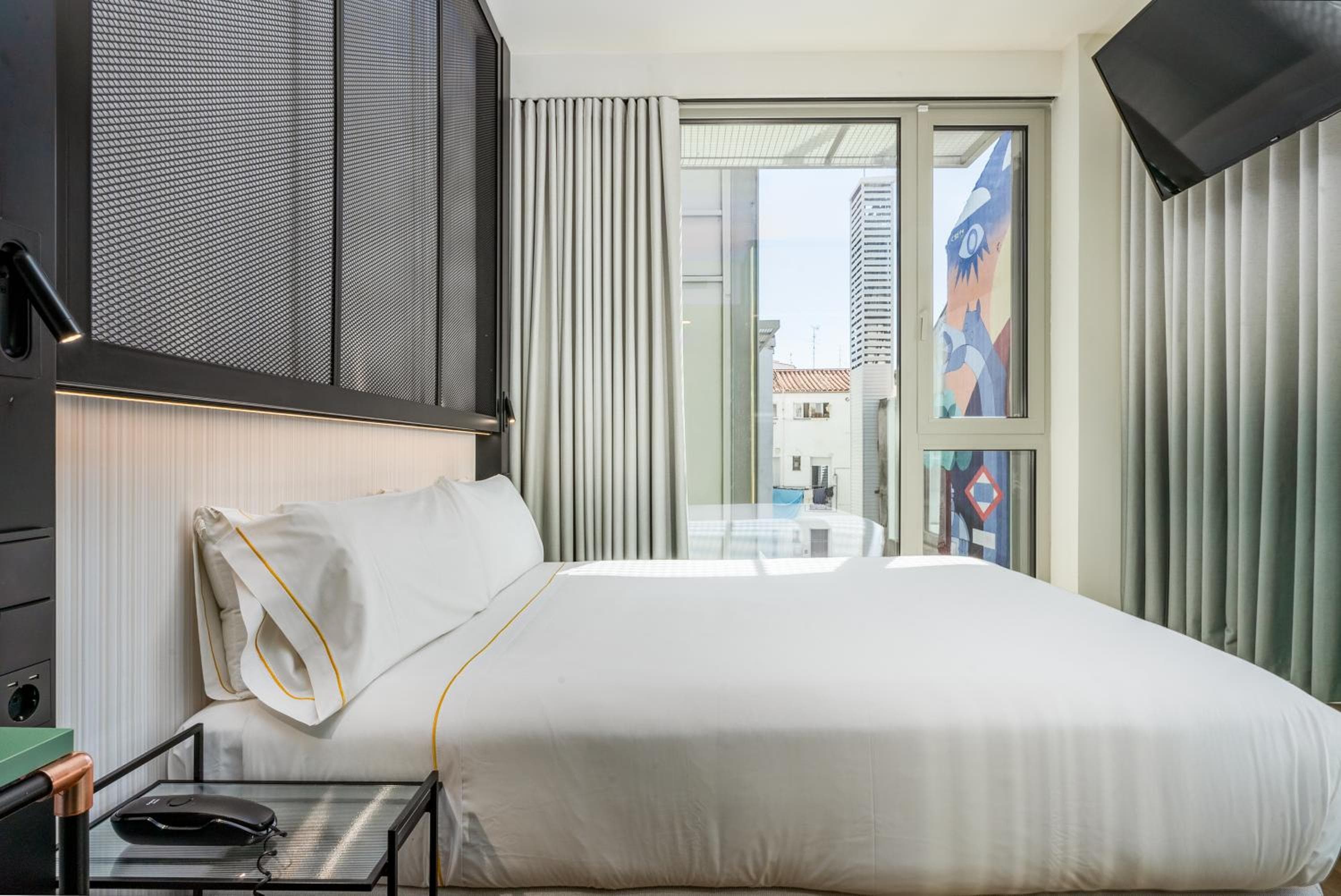 Akeah Hotel Gran Vía — 27