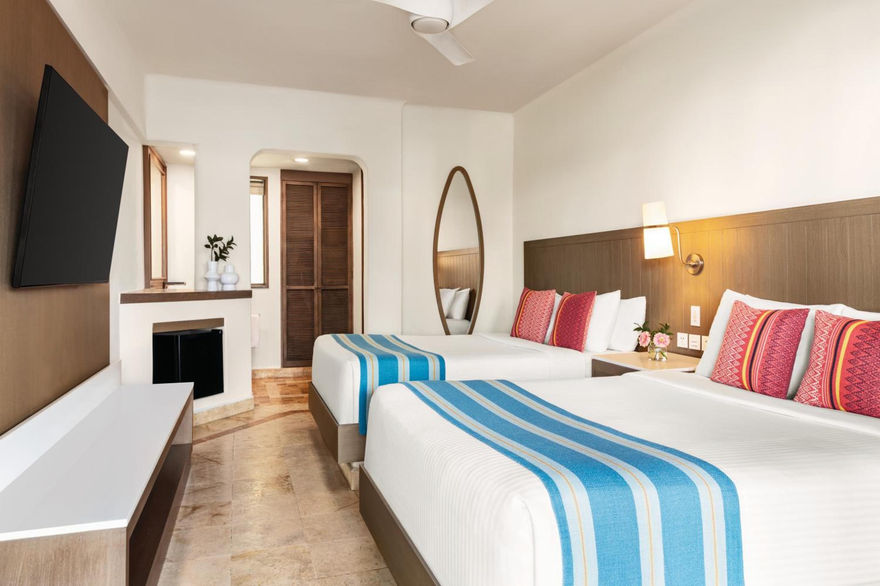 Wyndham Alltra Playa del Carmen Adults Only All Inclusive — 16