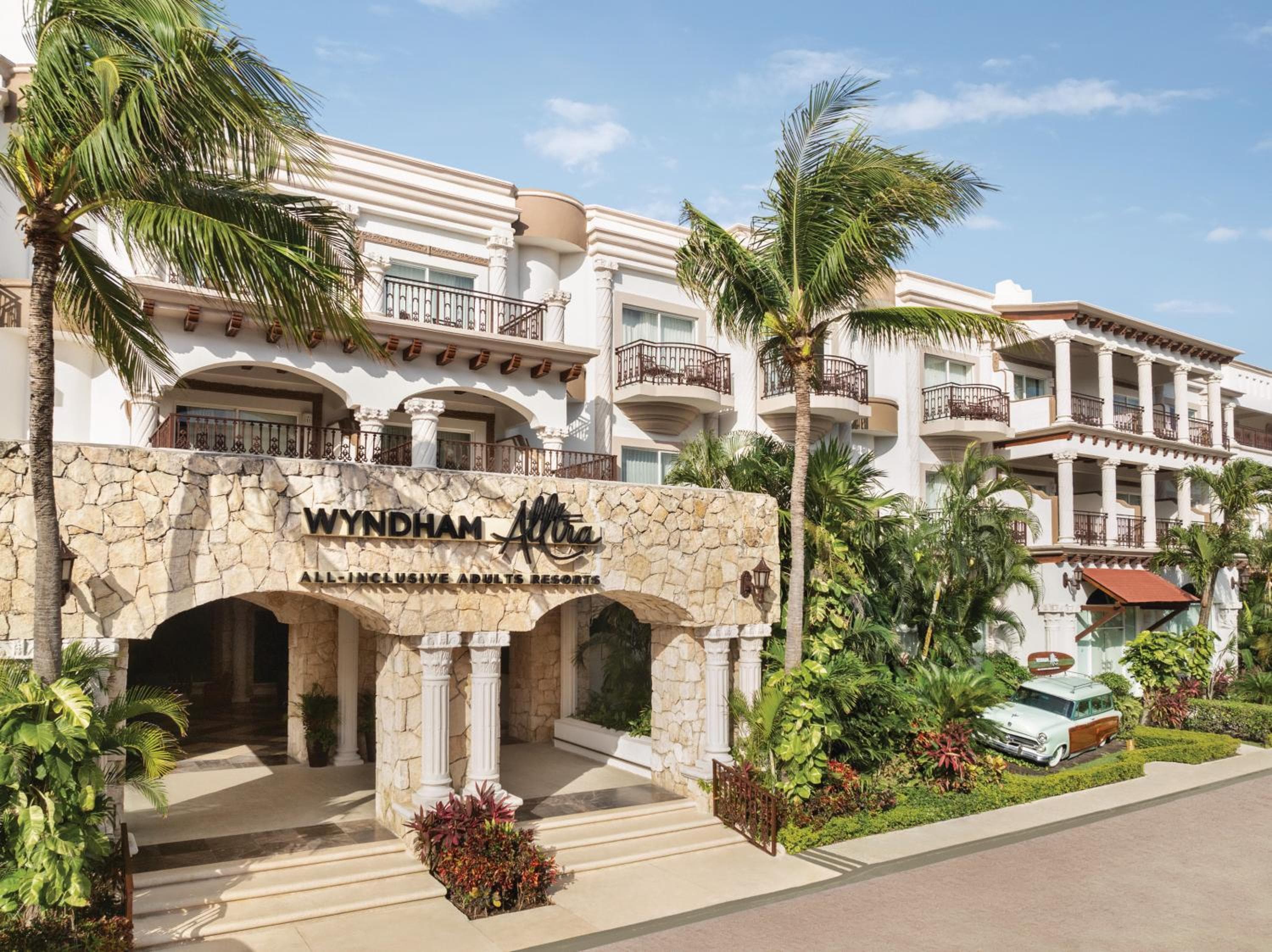 Wyndham Alltra Playa del Carmen Adults Only All Inclusive — 28