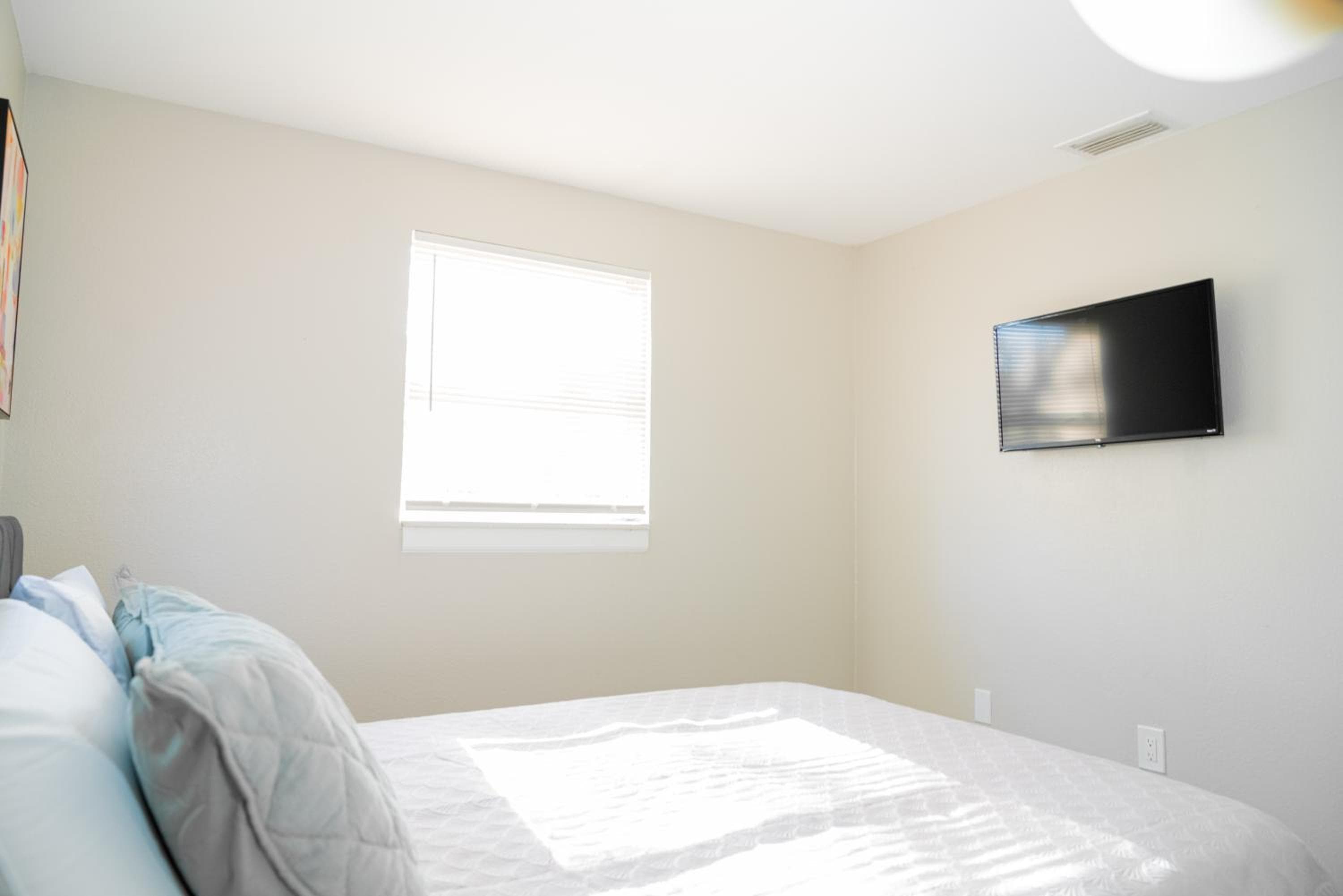 UNIVERSITY SERENITY SUITES — 1