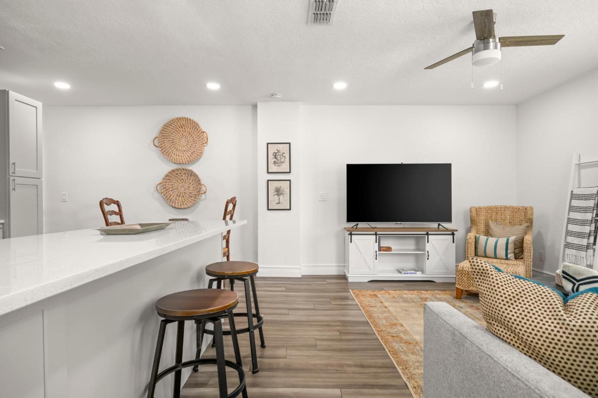 NEW! SoHo Oasis - Incredible Home In Heart of SoHo District — 3
