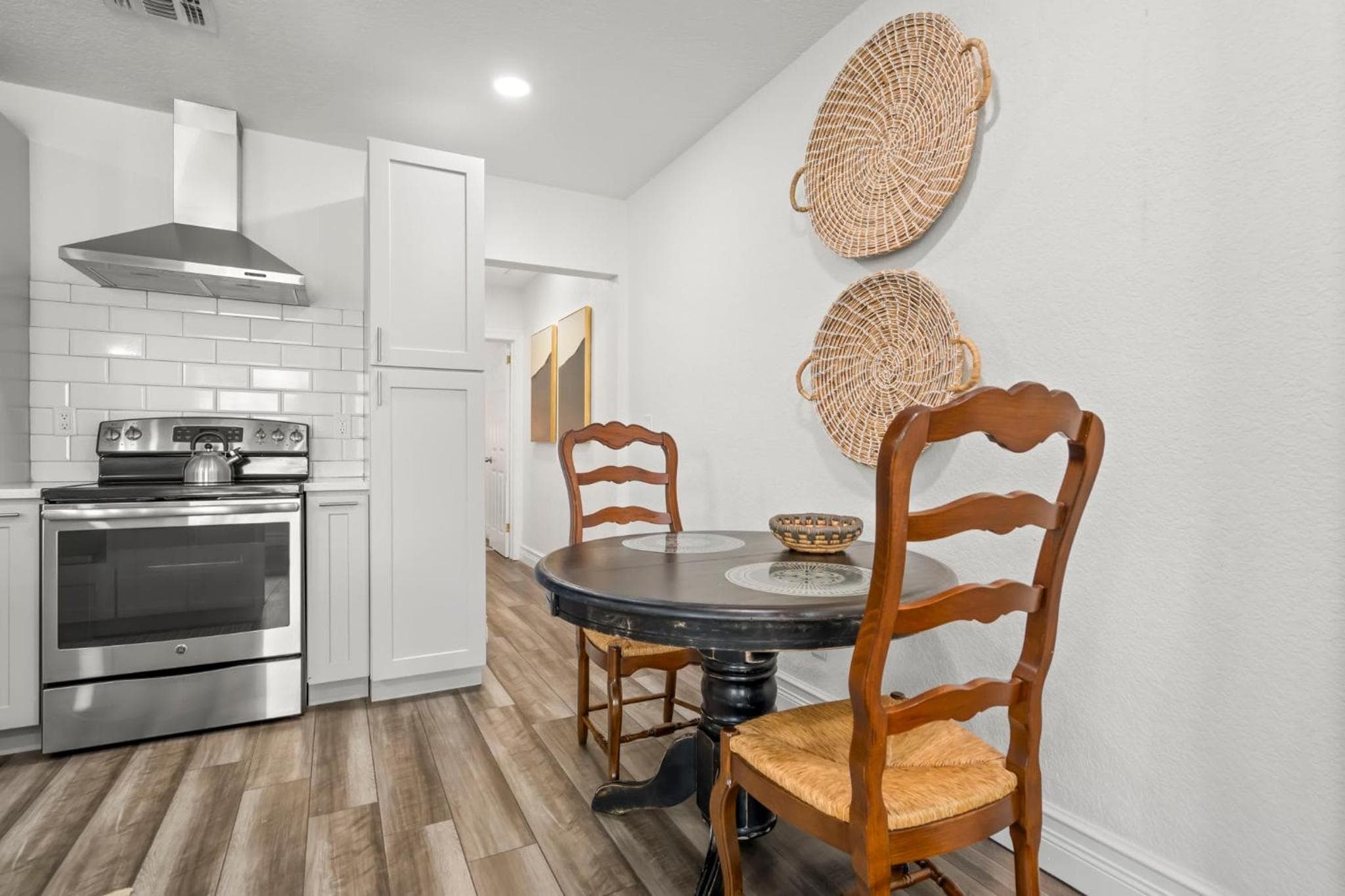 NEW! SoHo Oasis - Incredible Home In Heart of SoHo District — 9
