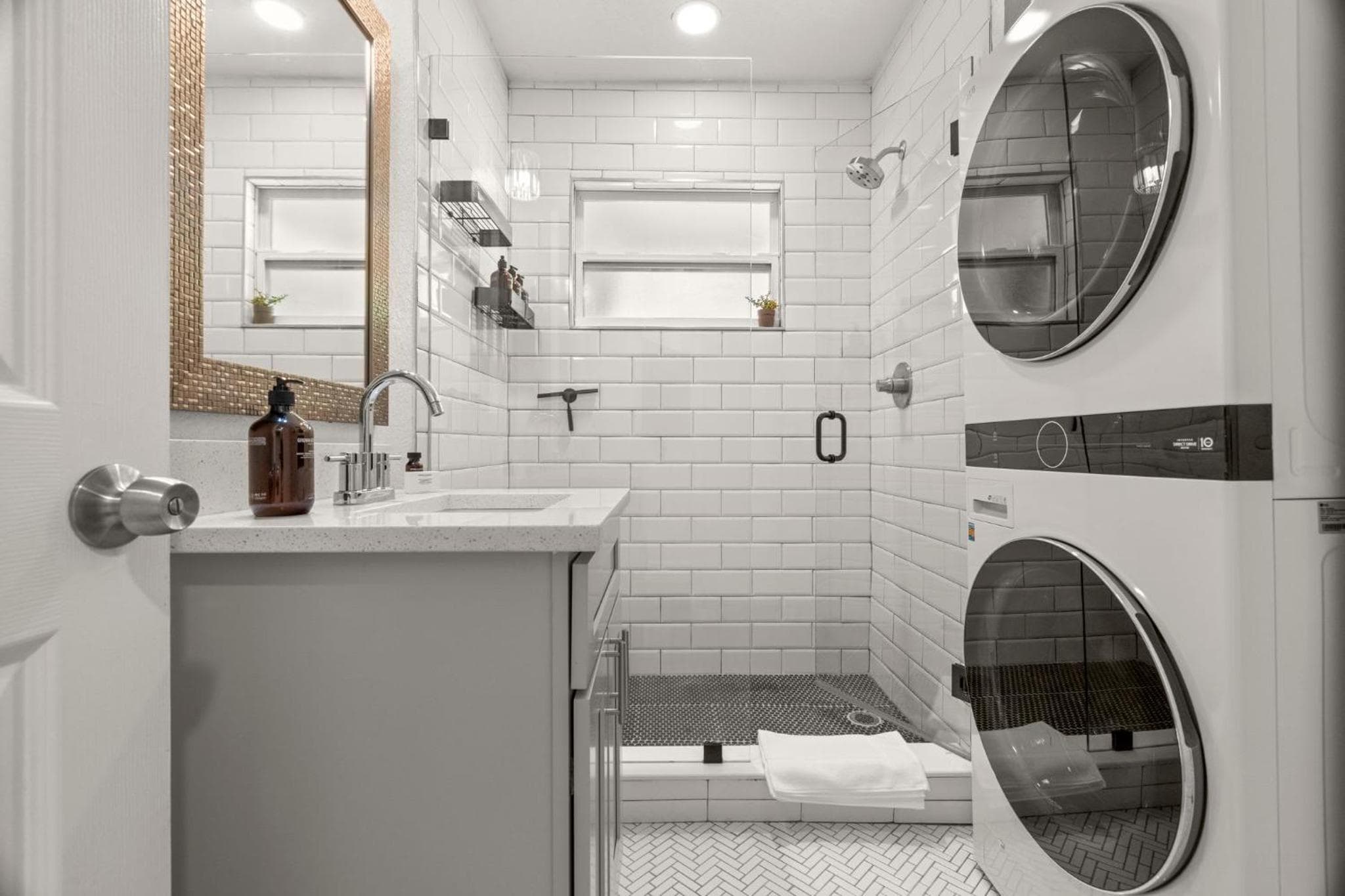 NEW! SoHo Oasis - Incredible Home In Heart of SoHo District — 15