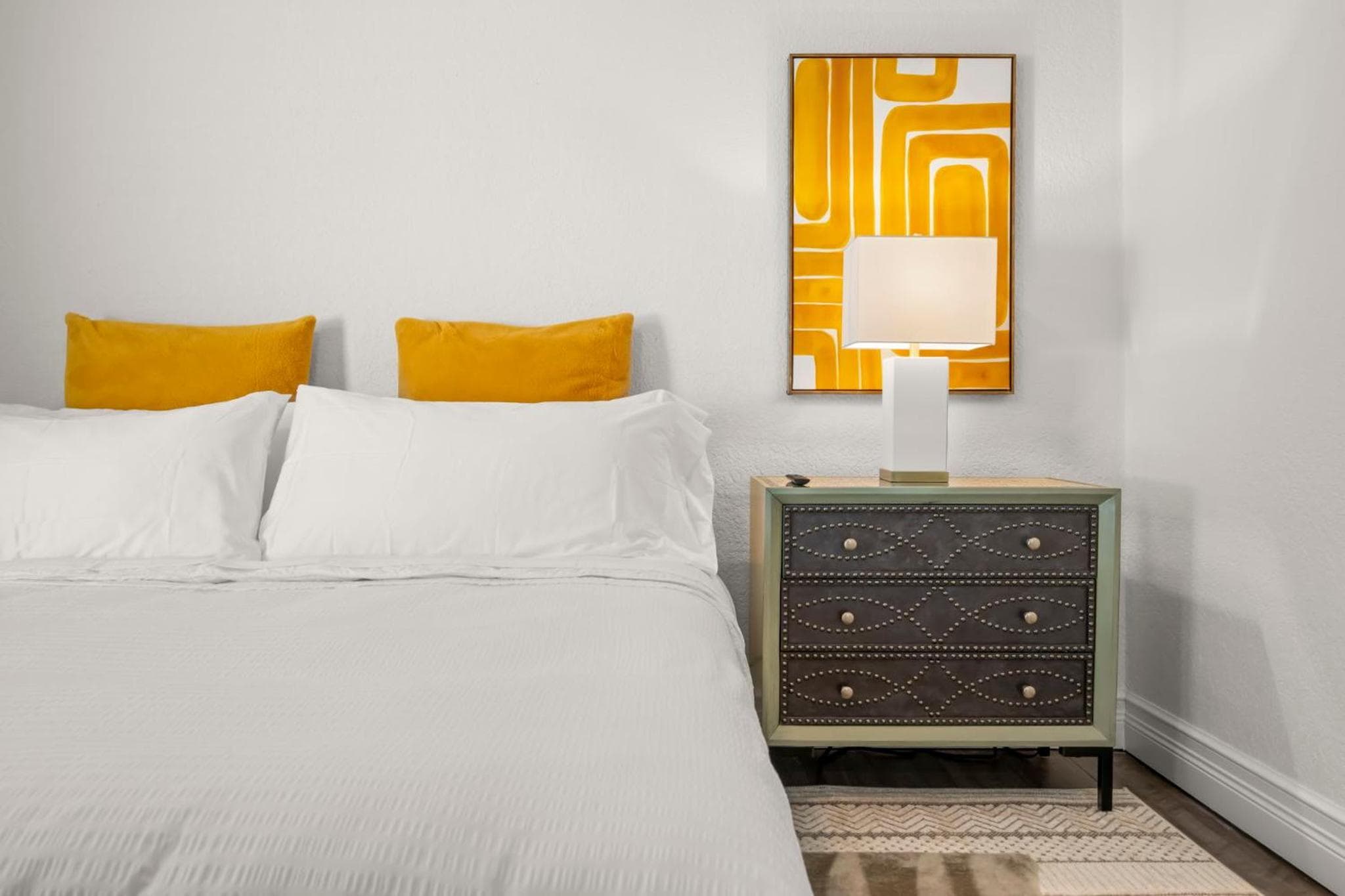 NEW! SoHo Oasis - Incredible Home In Heart of SoHo District — 16