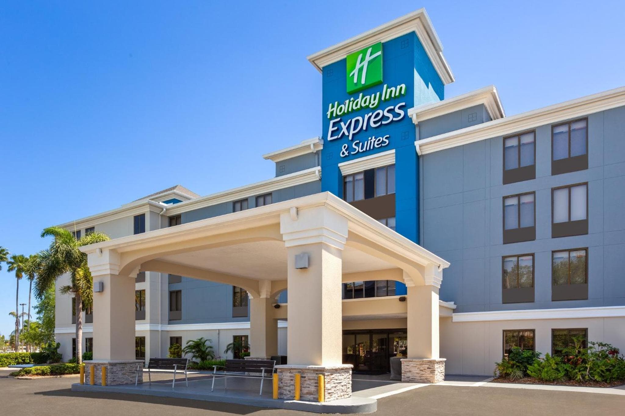 Holiday Inn Express Hotel & Suites Tampa-Rocky Point Island, un hotel IHG — 1