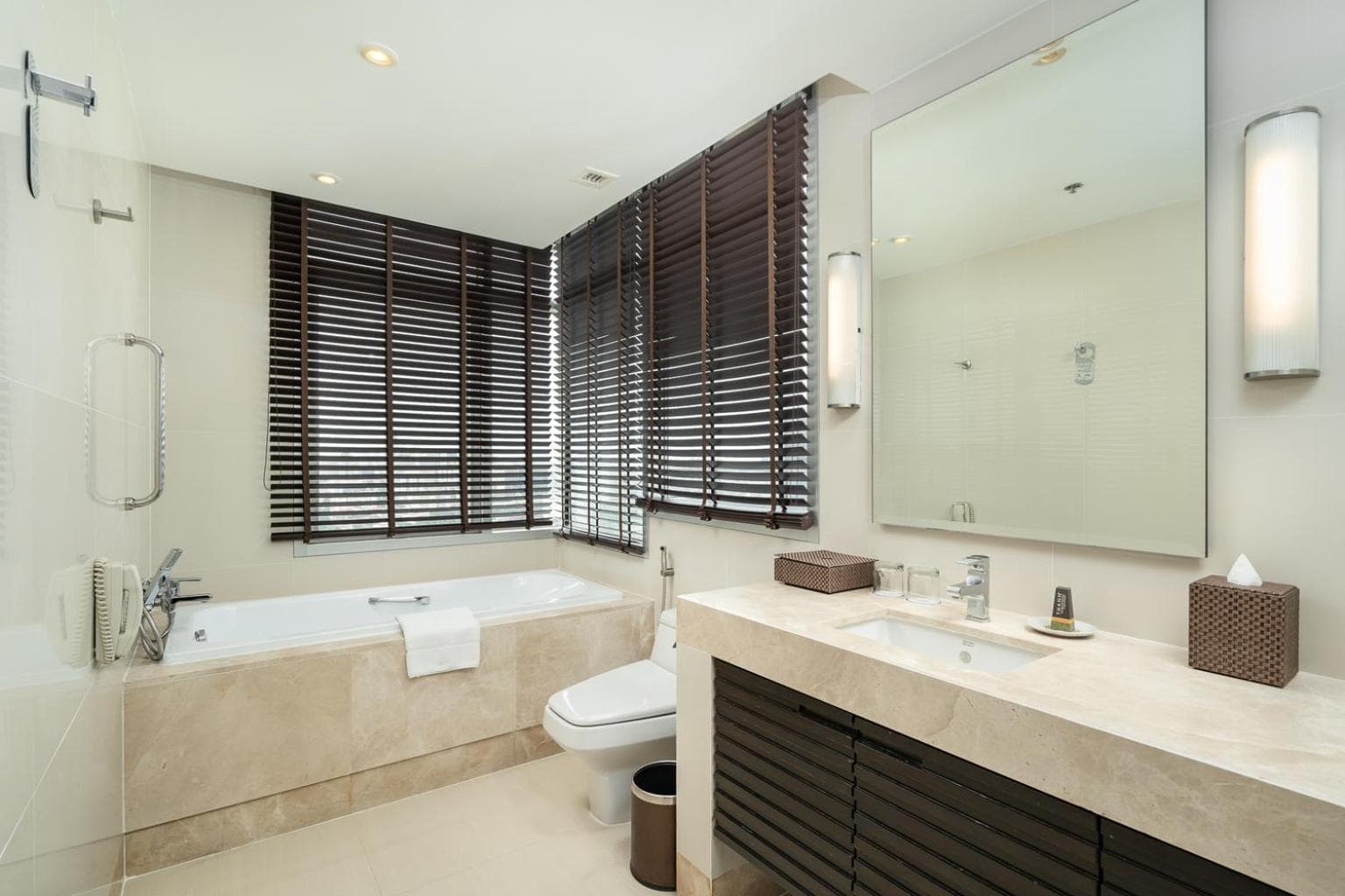 Sathorn Vista, Bangkok - Marriott Executive Apartments — 12