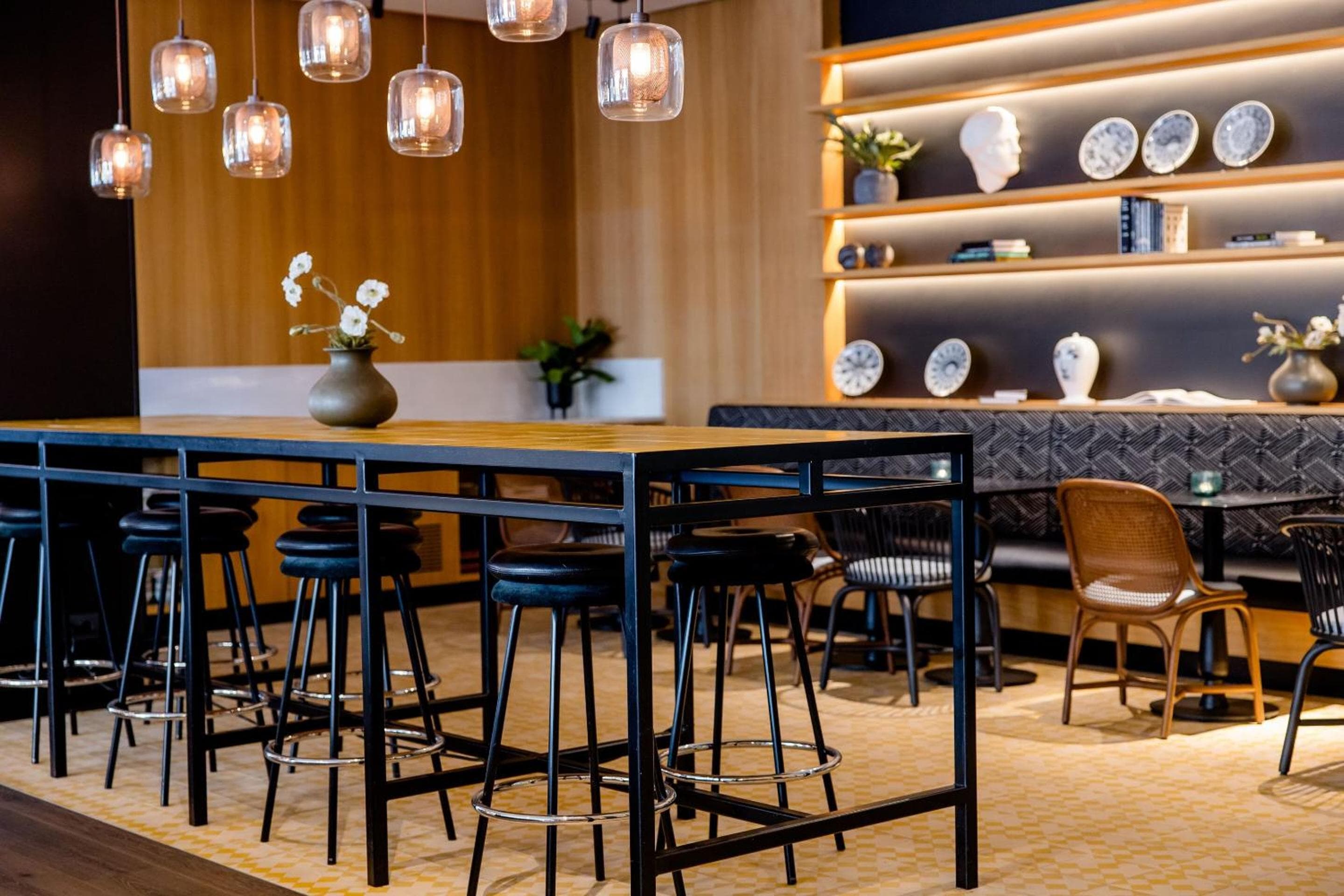 Motel One Madrid-Plaza de España — 5