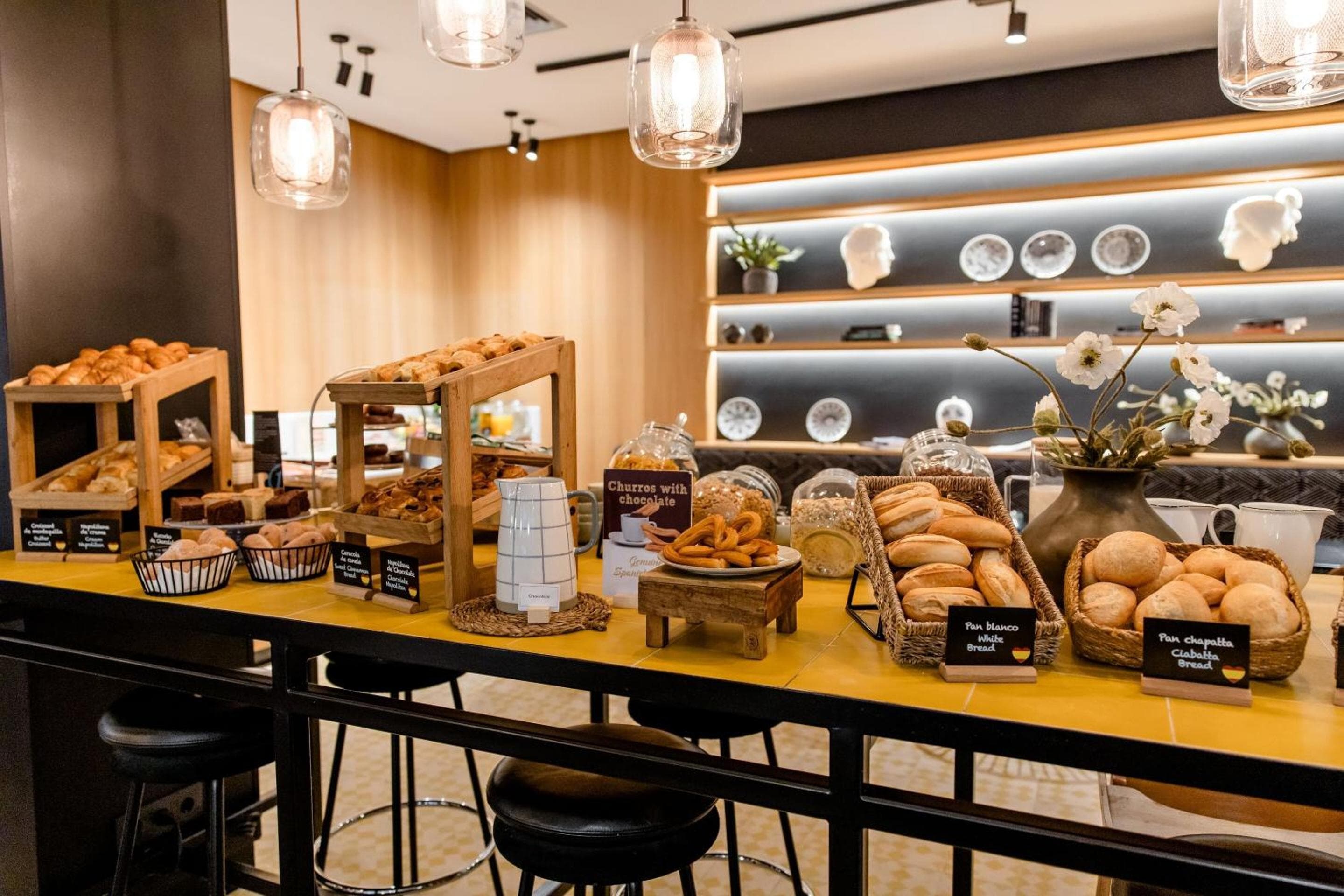 Motel One Madrid-Plaza de España — 14