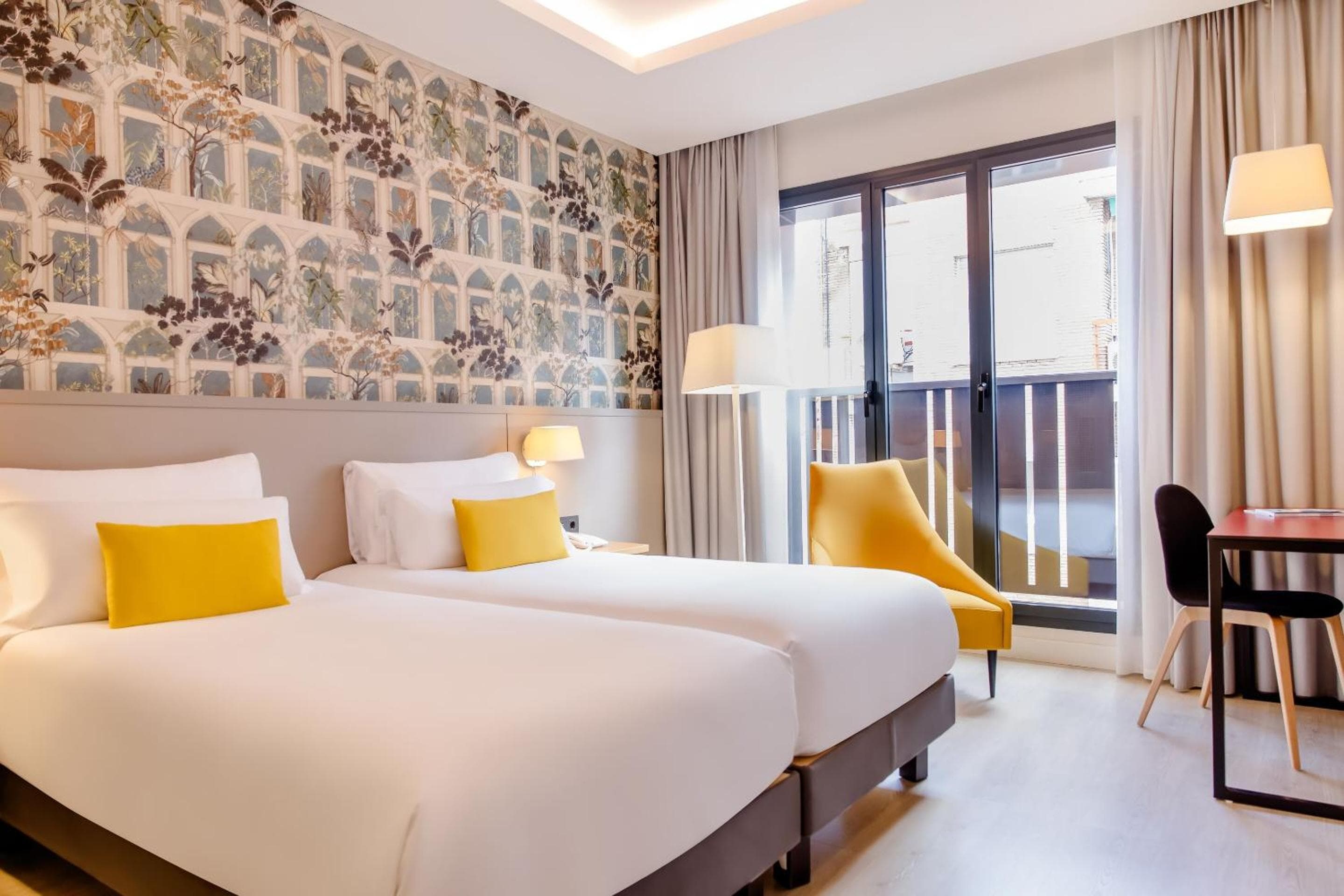 Motel One Madrid-Plaza de España — 7