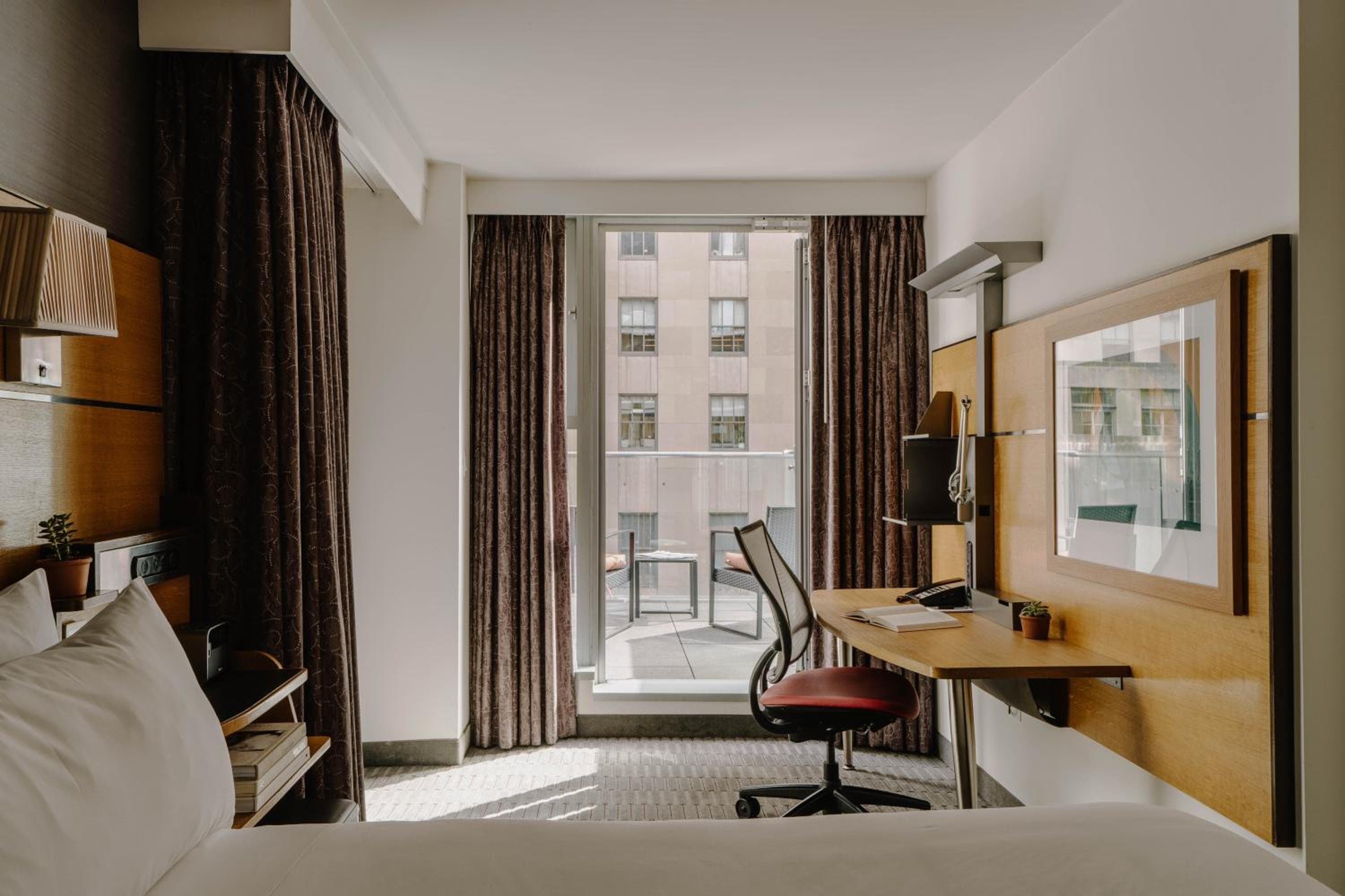 The Jewel Hotel, New York — 4