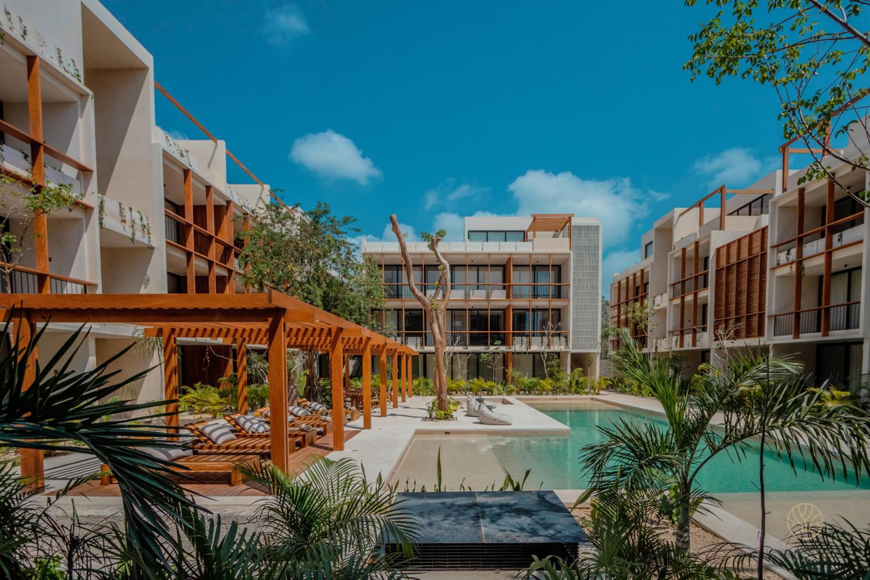 Muunek by Land Boutique - Muunek by Land Boutique — 14