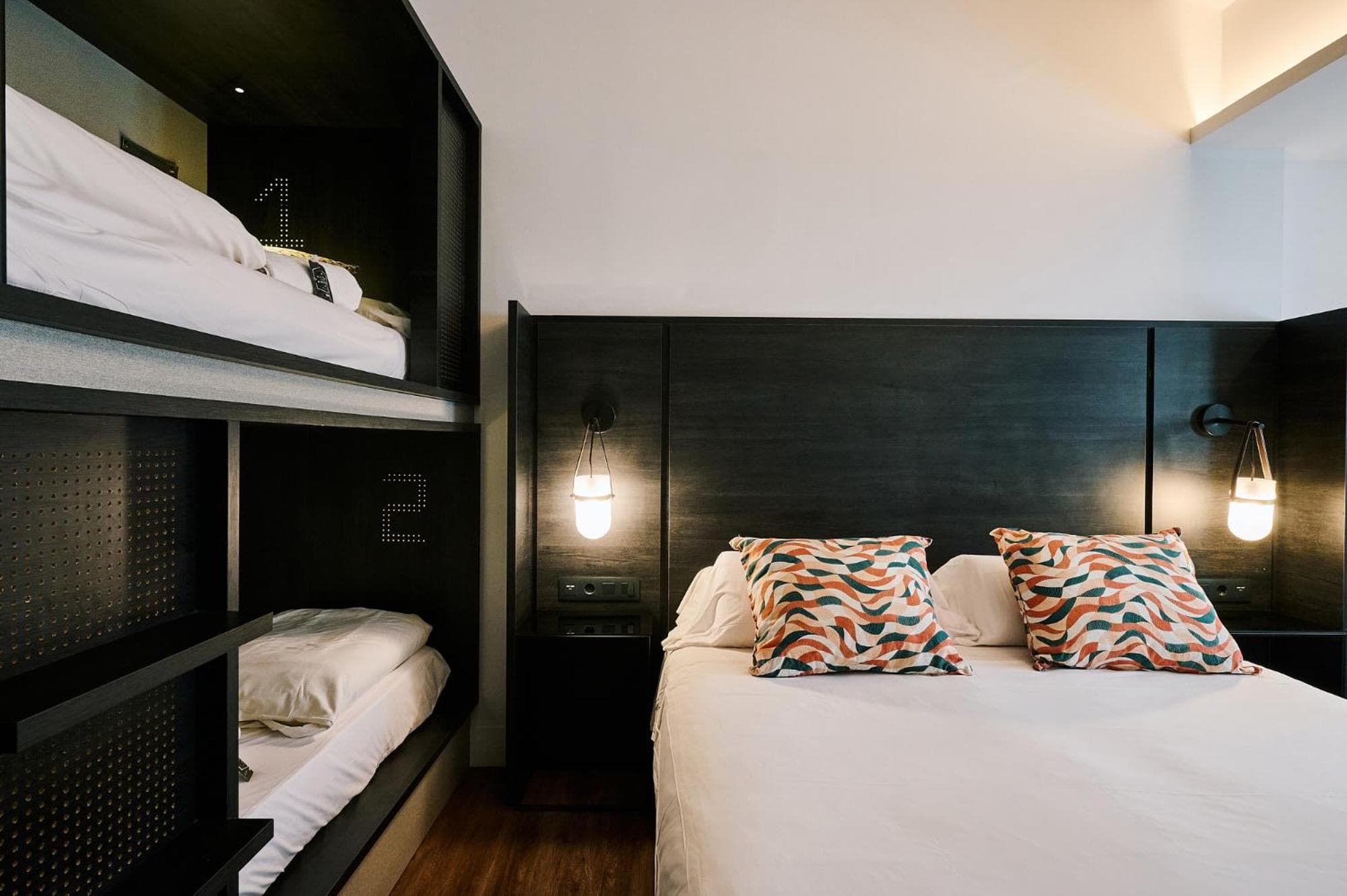 TOC Hostel Malaga — 30
