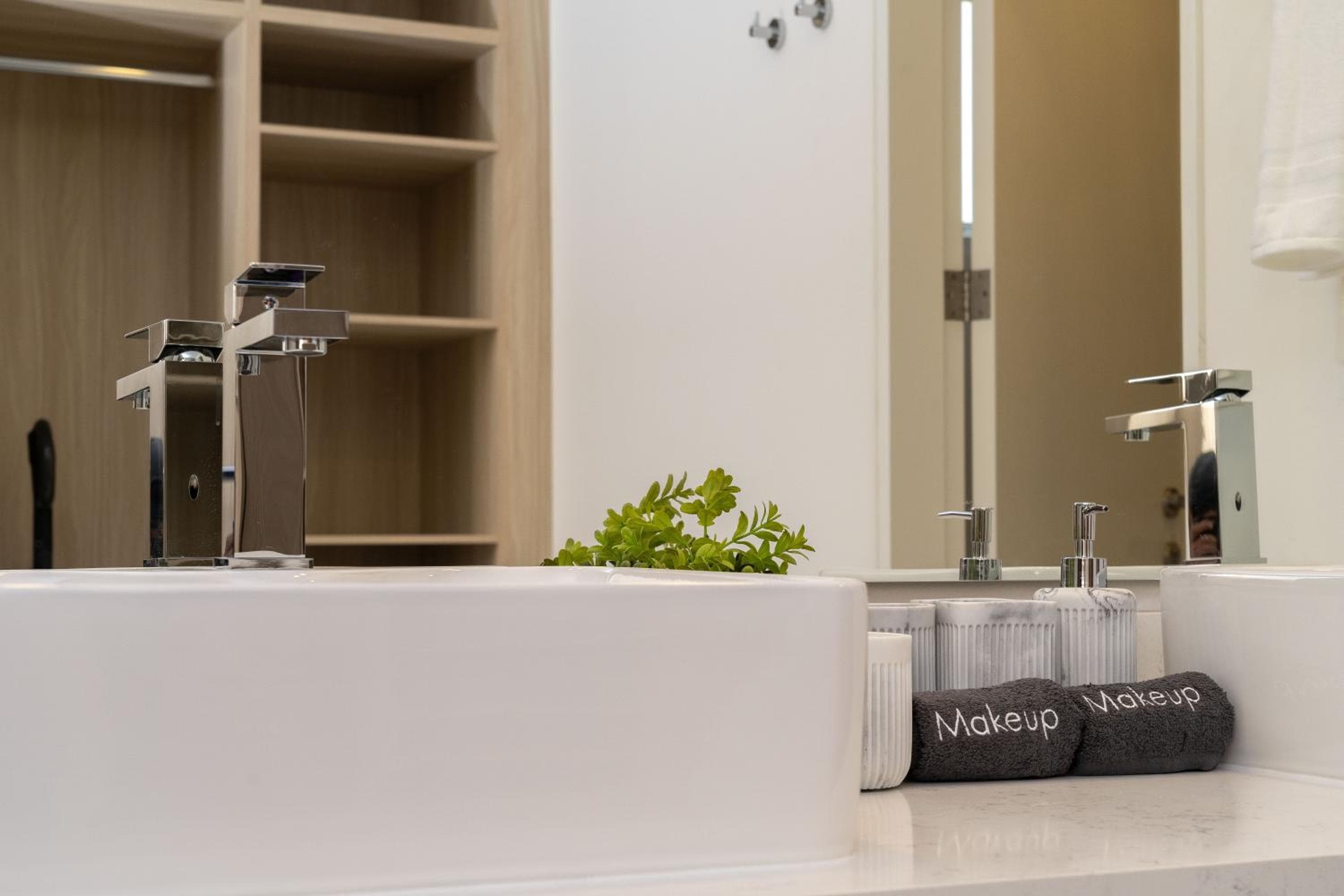 New Penthouse in Medano with Jacuzzi and Terrace — 29