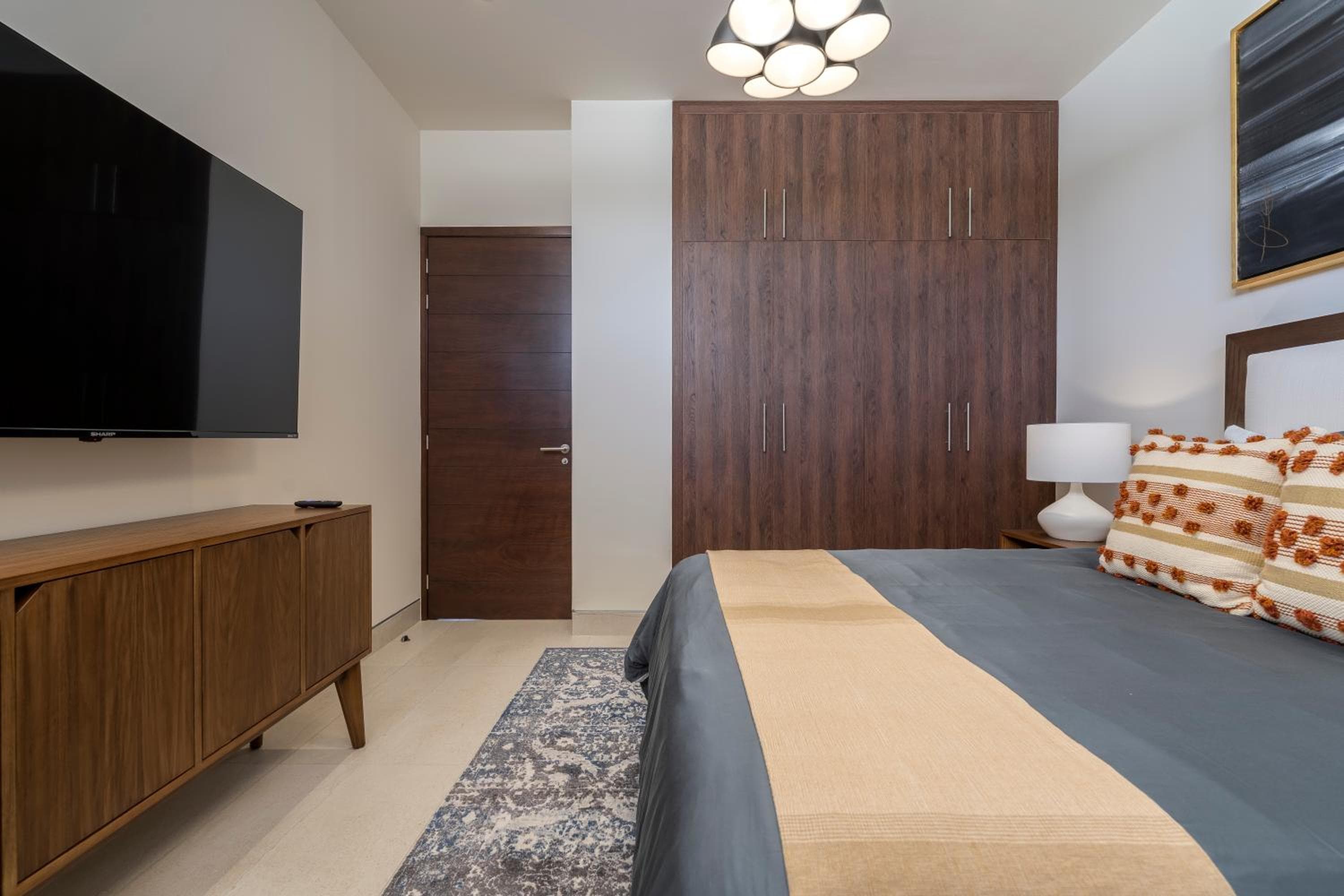 Luxury Beachfront Apartment in Cabo — 12