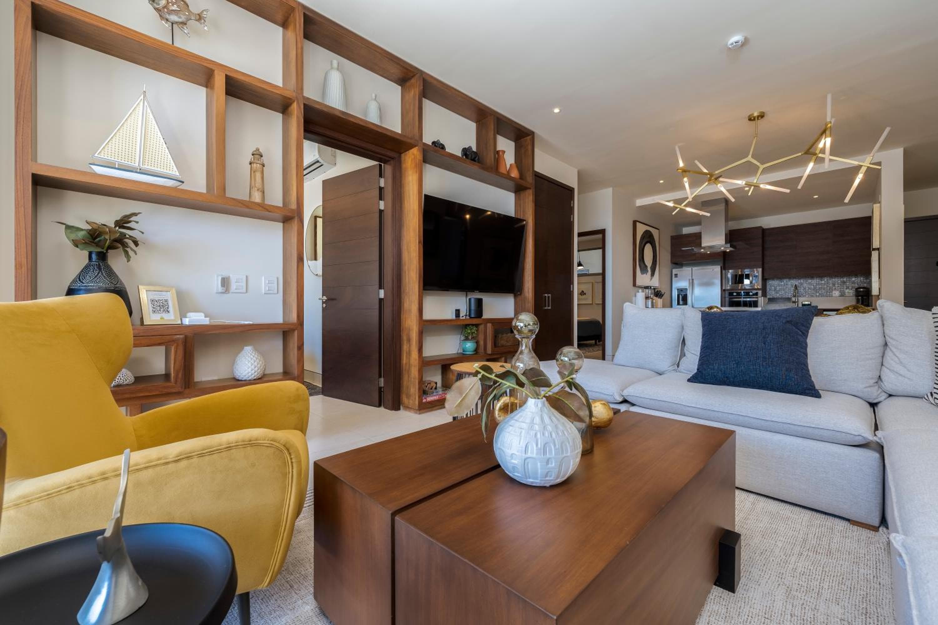 Luxury Beachfront Apartment in Cabo — 27