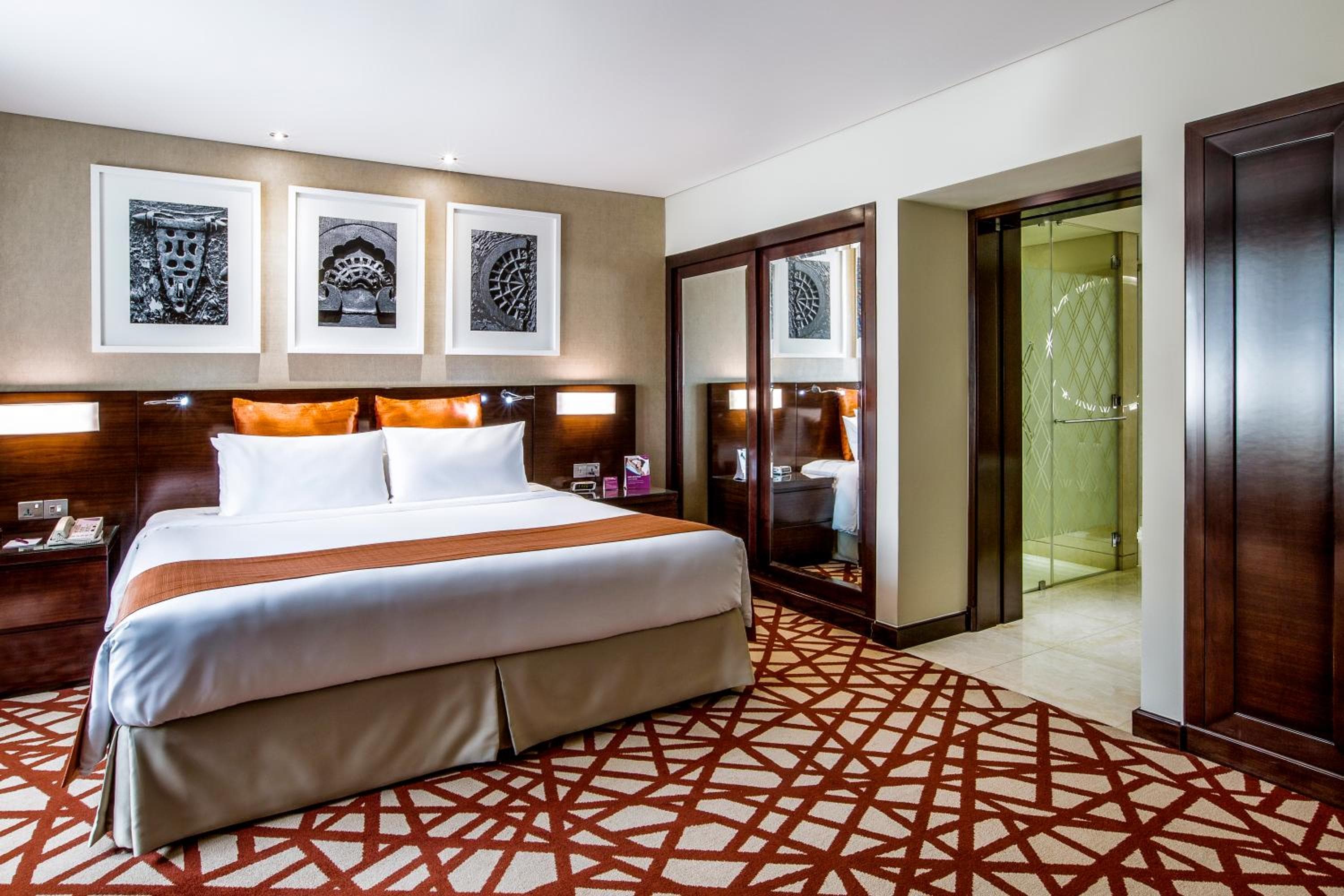 Crowne Plaza Dubái Deira by IHG — 16