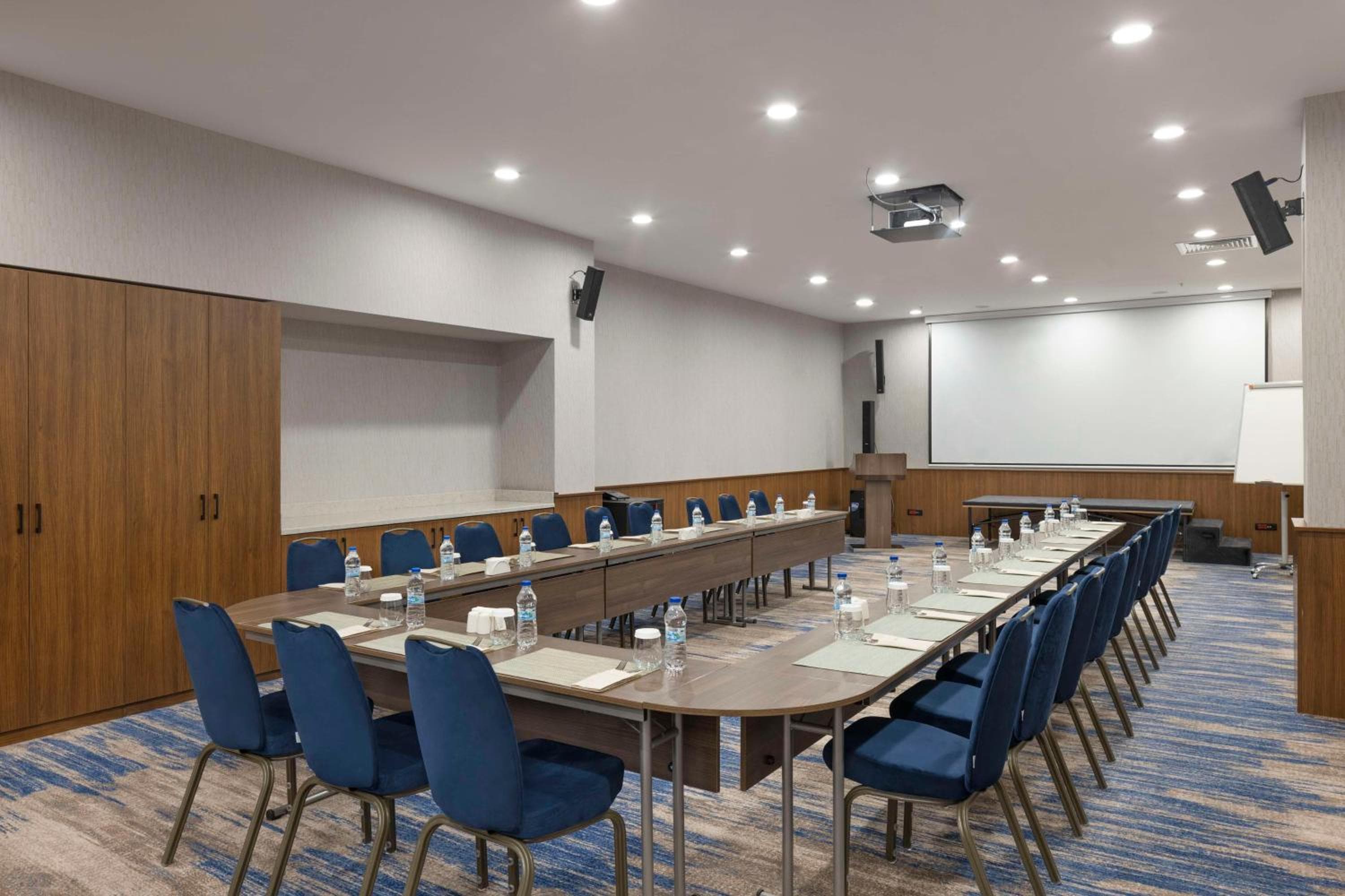 Hampton By Hilton Istanbul Airport, Arnavutkoy — 24