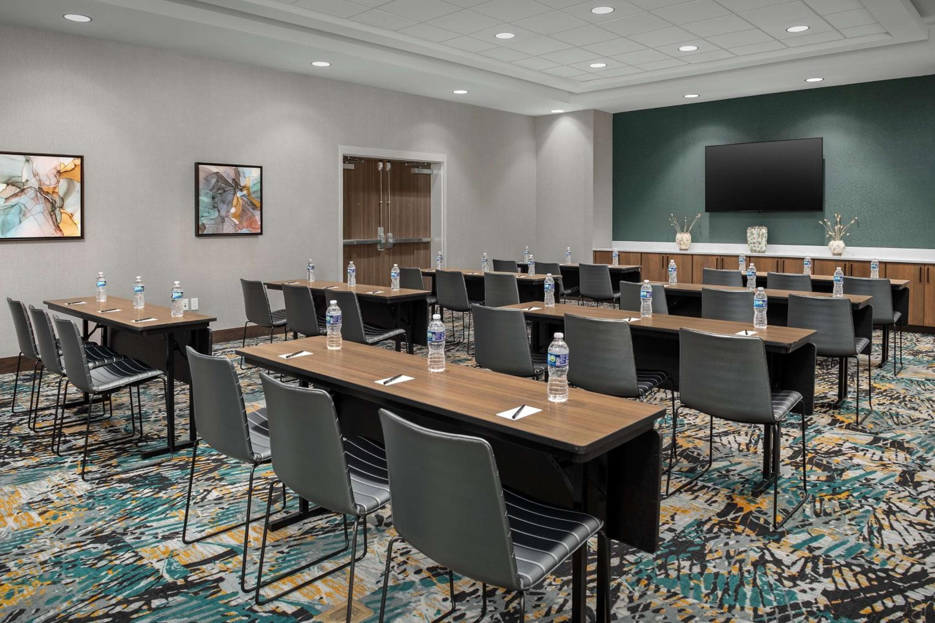Hampton Inn Orlando Southeast Nona — 18